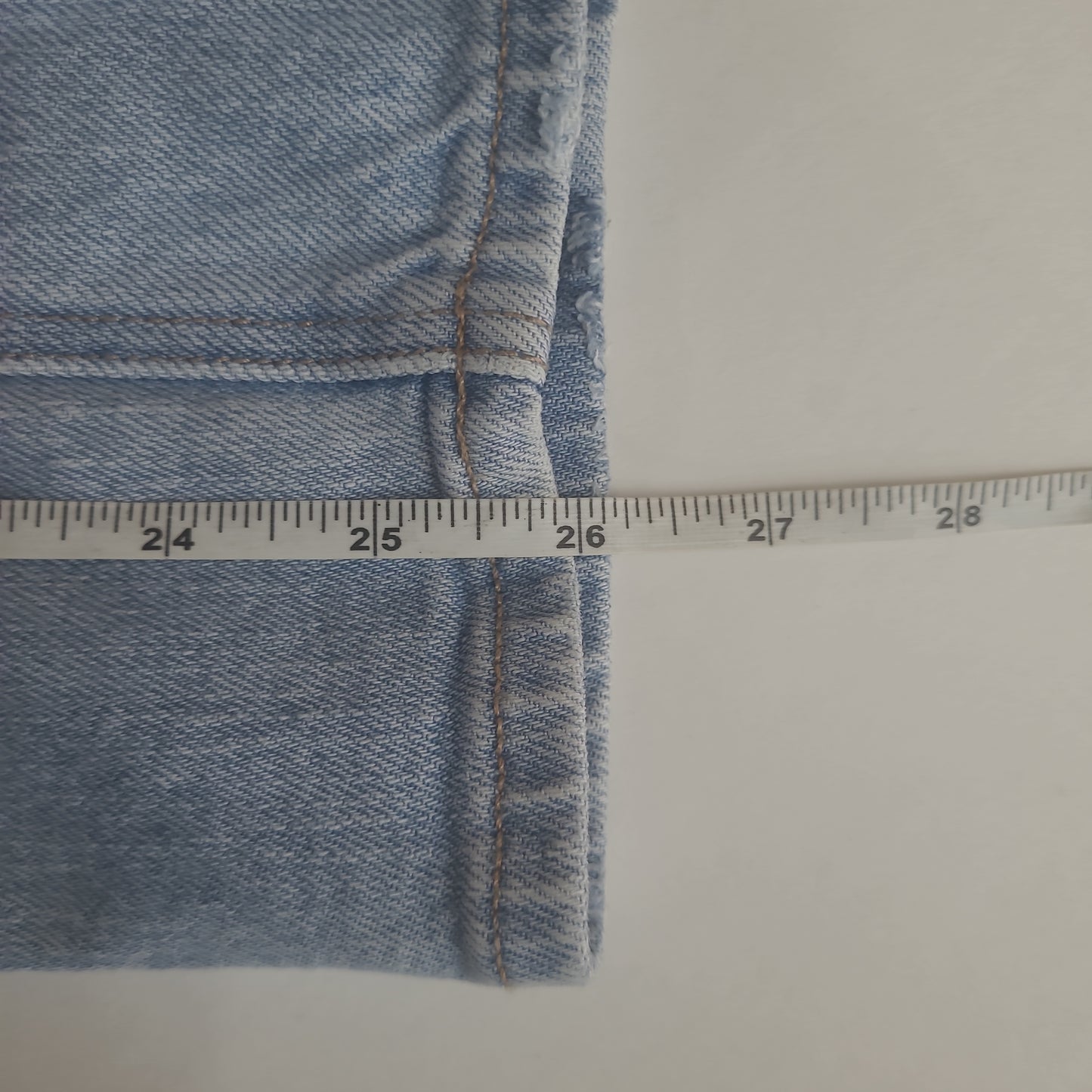 American Eagle Strigid Jeans Light Washed - 10