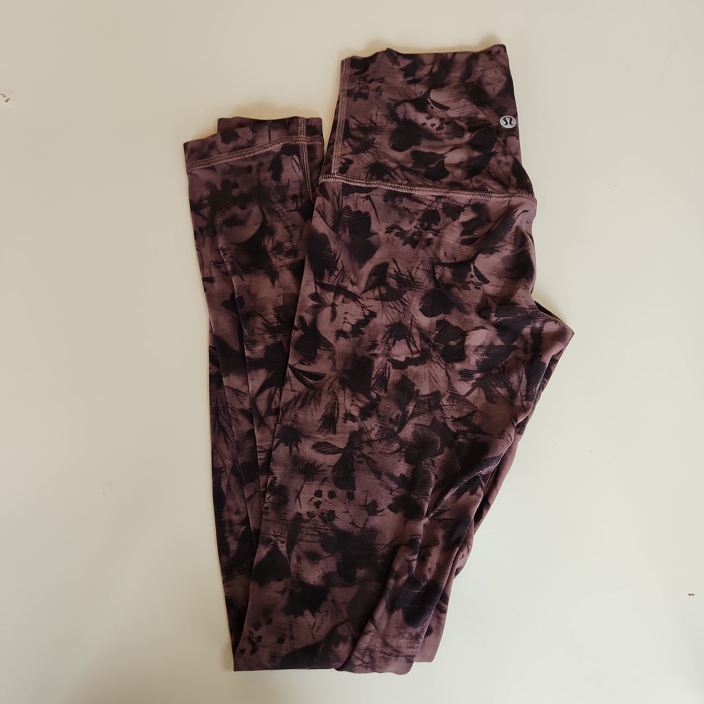 Lululemon Women's Align Pants Mini Dusk Floral Antique Bark Black - Size 2