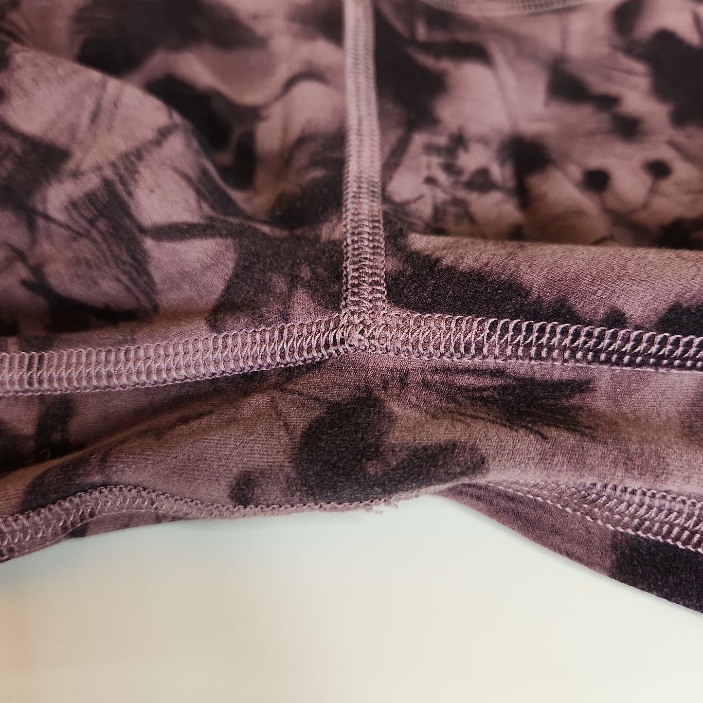 Lululemon Women's Align Pants Mini Dusk Floral Antique Bark Black - Size 2