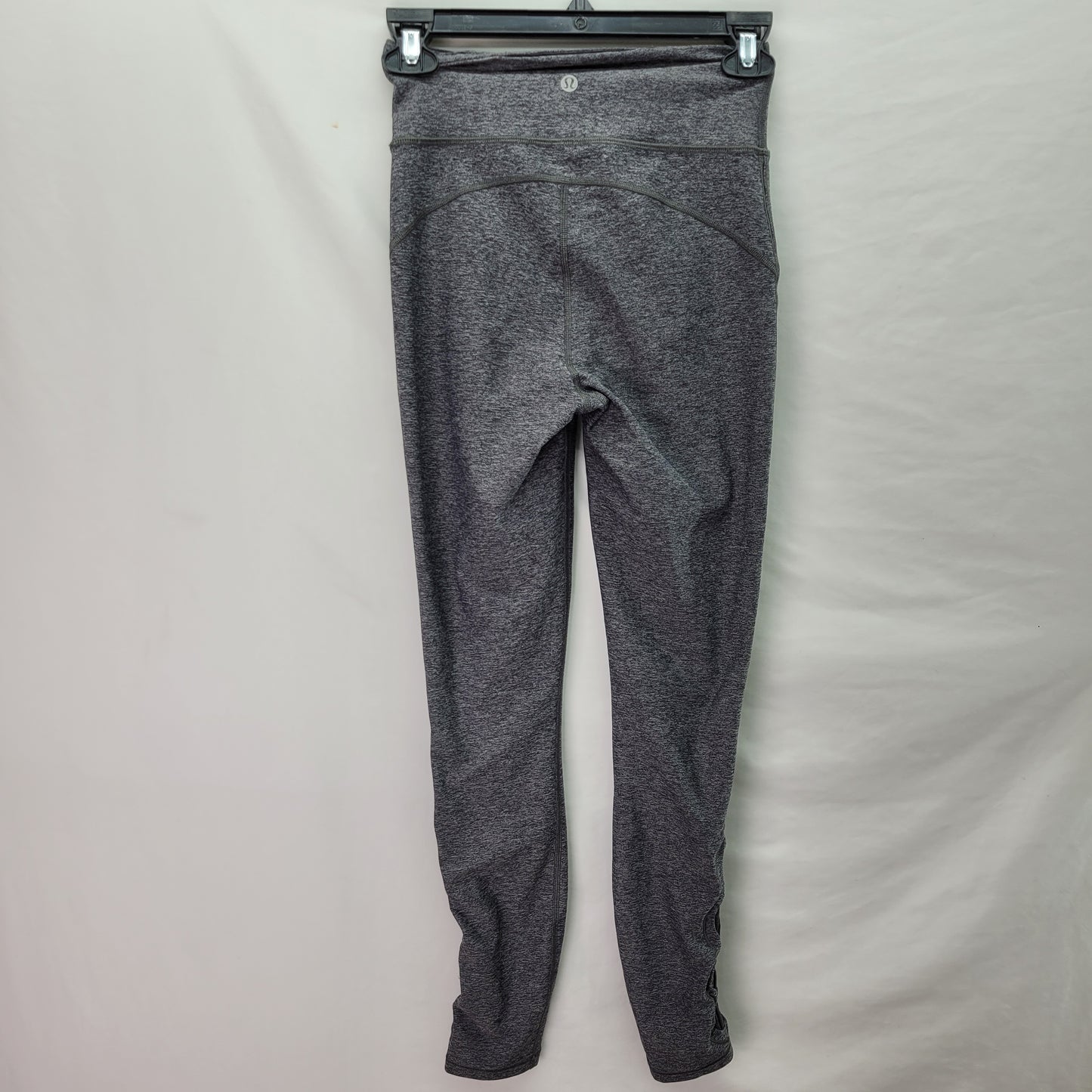 Lululemon Tied To It 7/8 Women's Tight 25" Heathered Black/Dark Carbon - Size 4