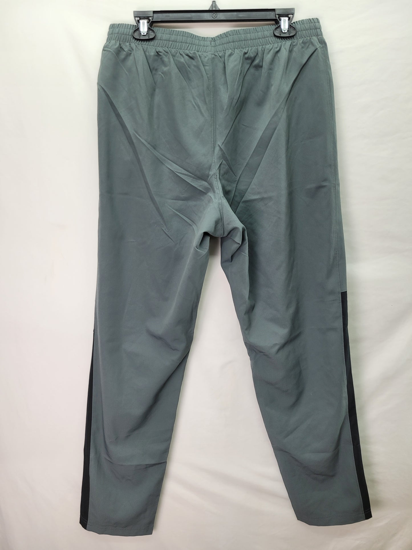 Under Armour Wide Leg Active Men's Pants Grey/Black - Size Large