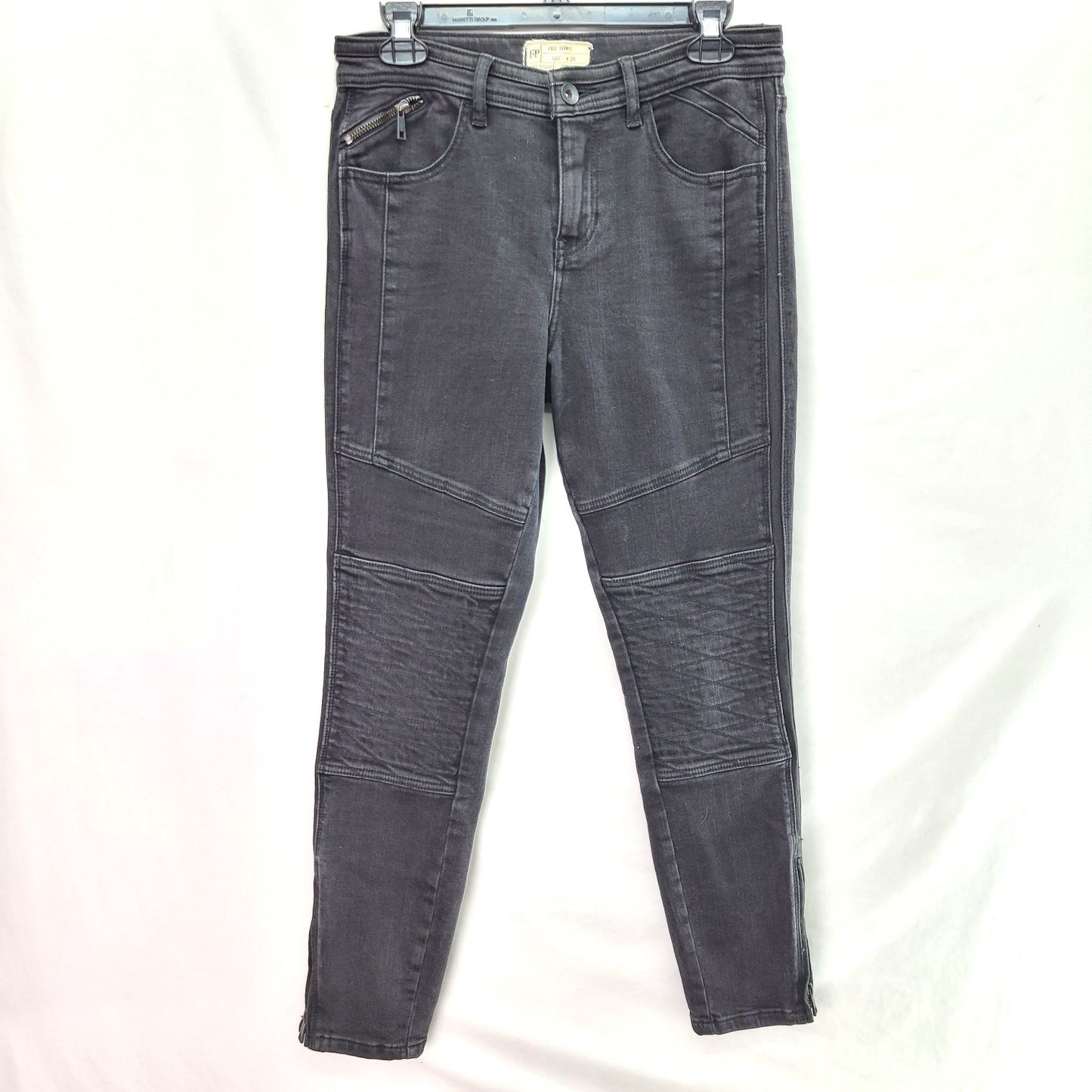 Free People Women's High Rise Skinny Jeans Black - Size 29