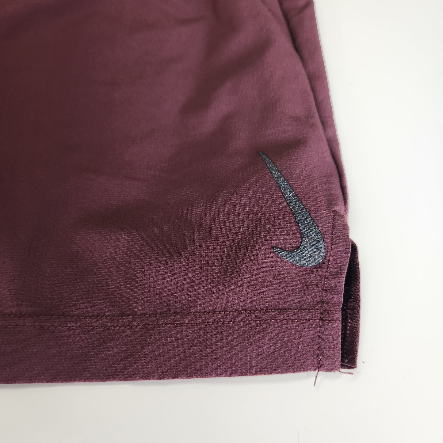 Nike Women's Yoga Shorts Lined Burgundy - Size Large