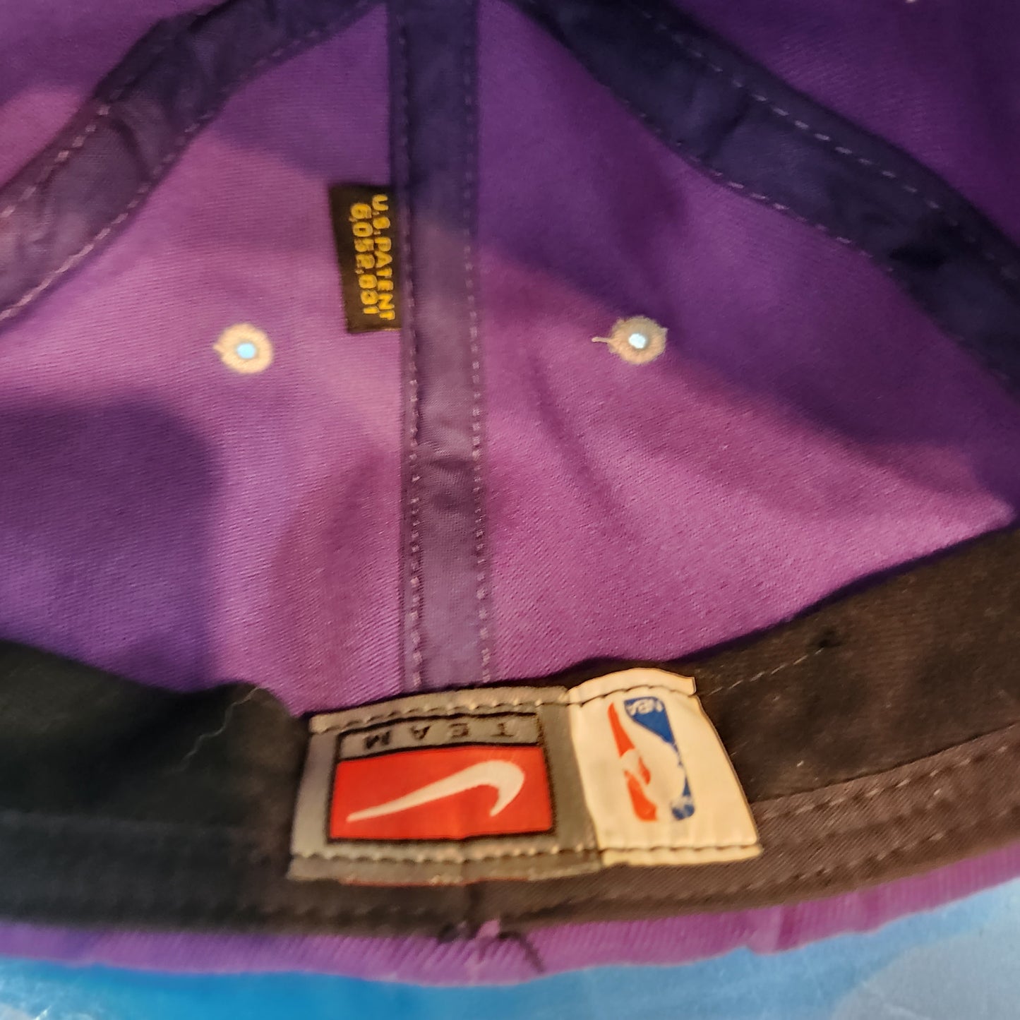 Vintage Nike Toronto Raptors NBA Men's Hat Purple - Size Medium/Large