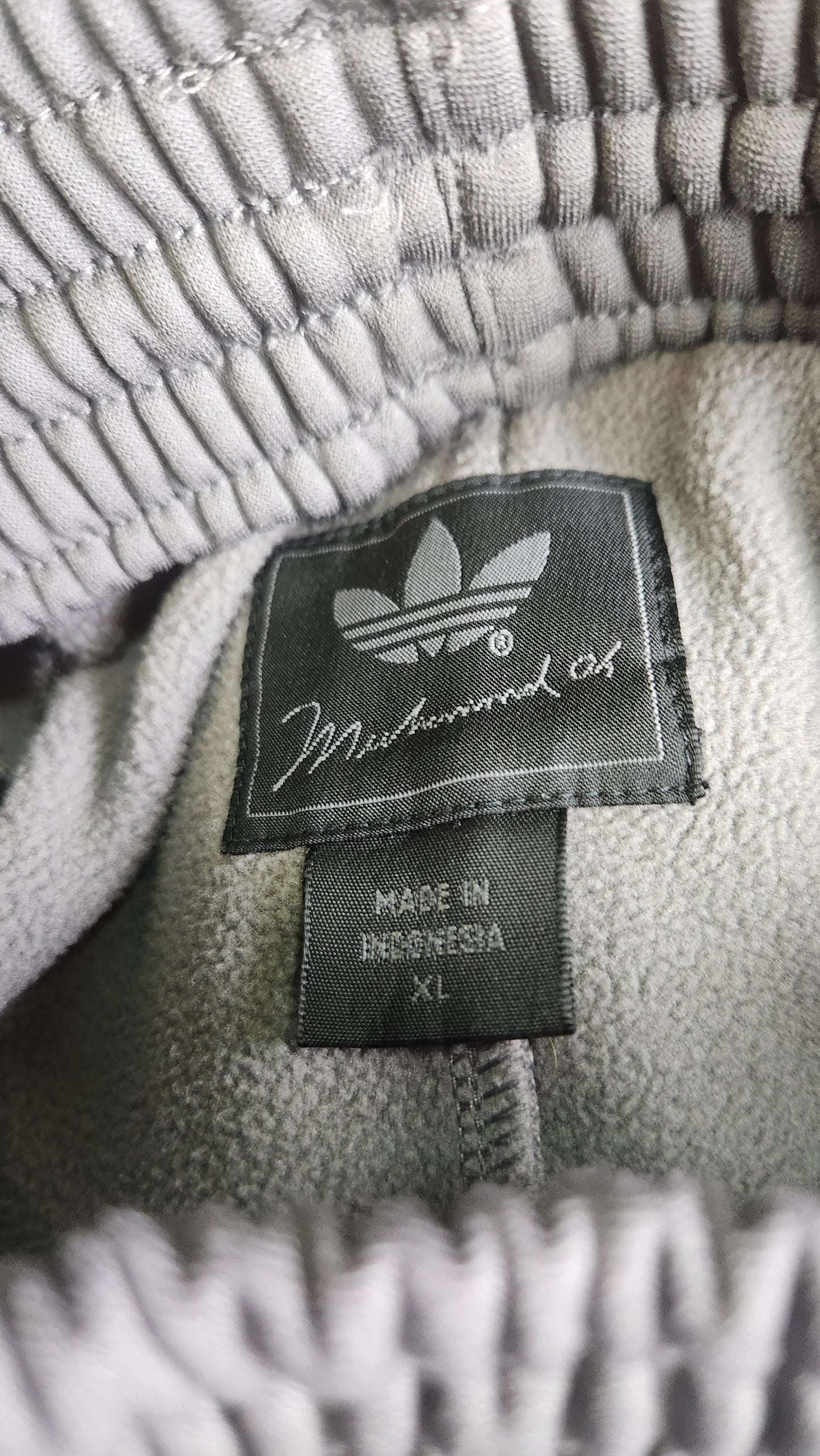 Adidas Muhammad Ali Wide Leg Men's Sweatpants Grey - Size XL