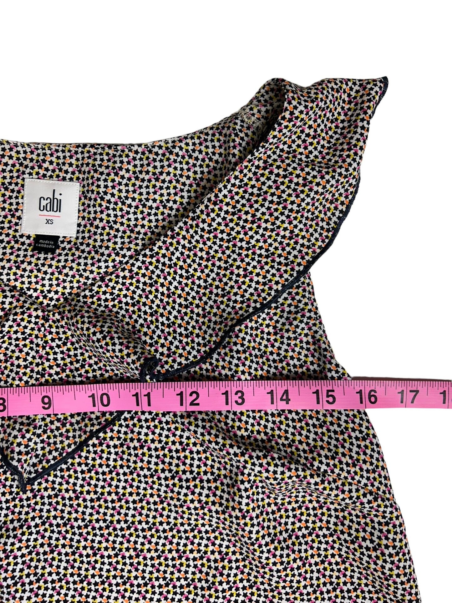 Cabi Ruffle V-Neck Pull Over Women's Tank Top Stars Patterned - Size Extra Small