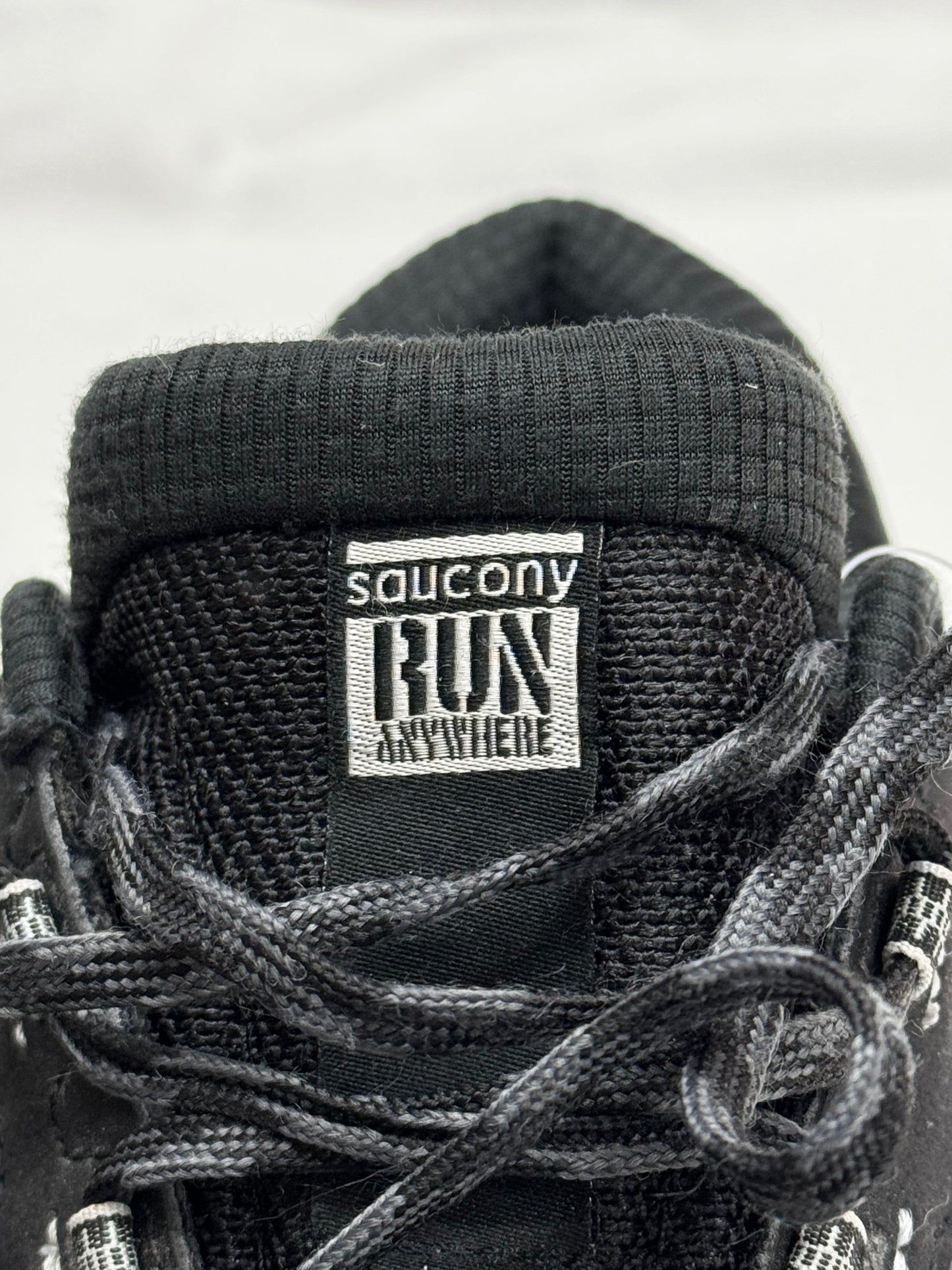 Saucony Run AnyWhere Men's Sports Shoes Black - Size 9 (US)