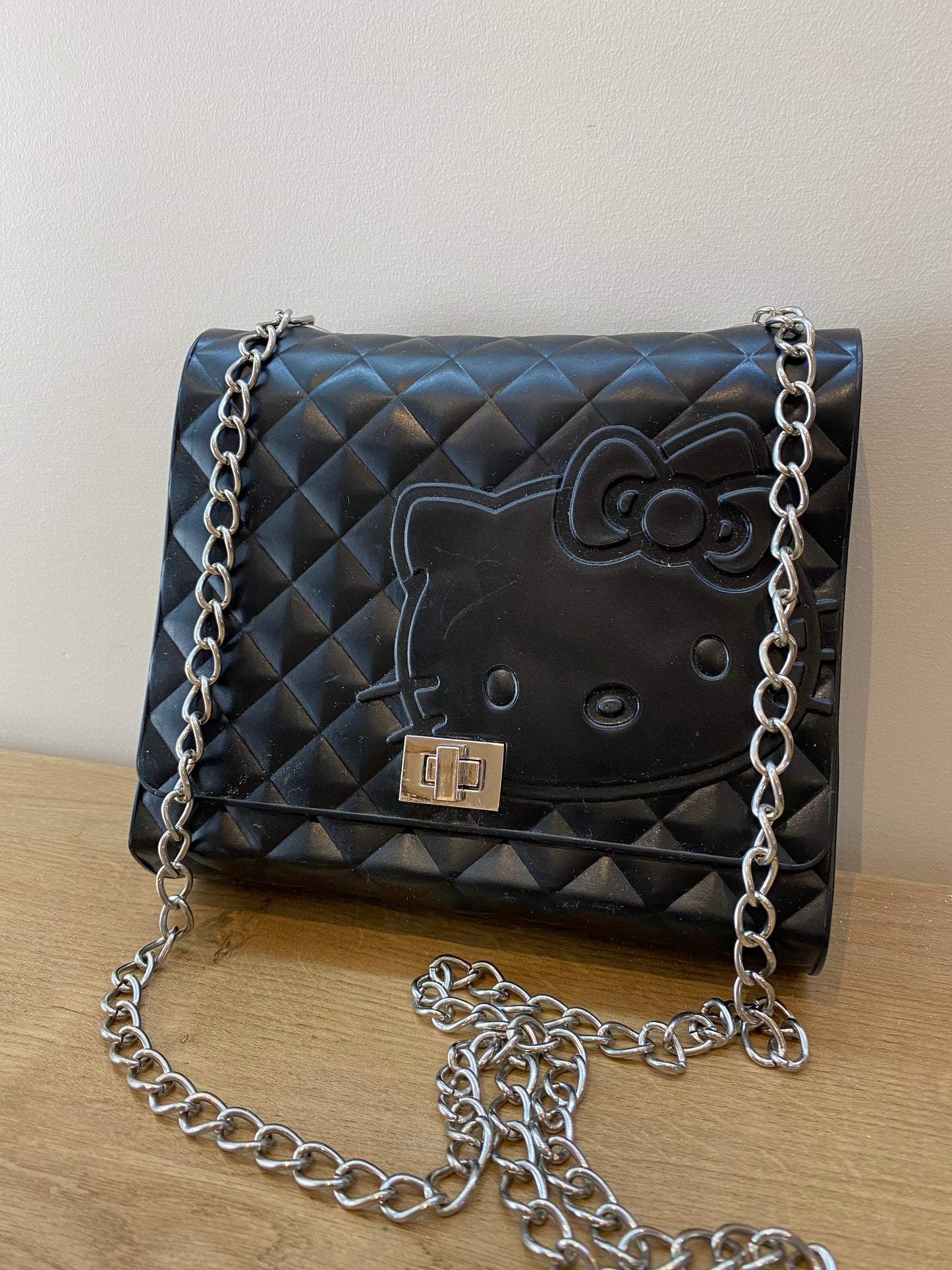 Hello Kitty Quilted Leather Shoulder Bag Chain Strap Crossbody Black