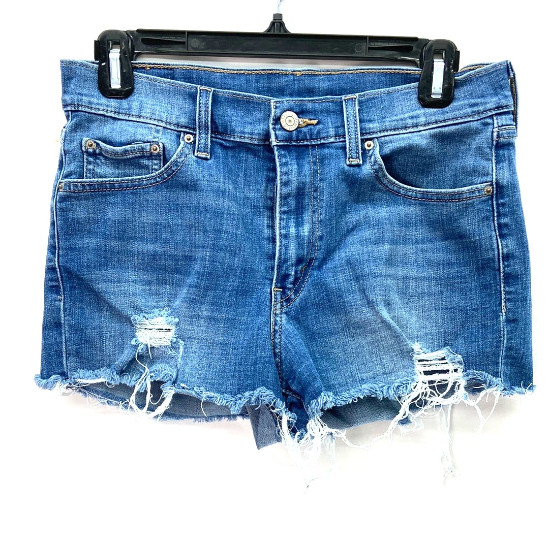 Levi’s Denim Women's Shorts Medium Washed - Size 28