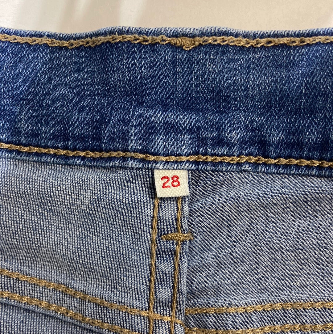 Levi’s Denim Women's Shorts Medium Washed - Size 28
