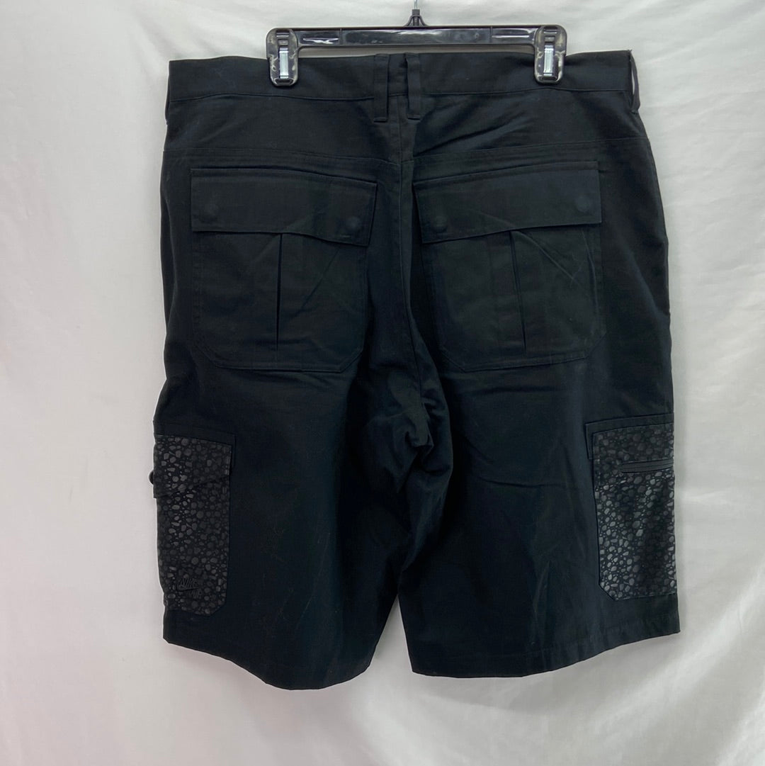 Nike Baggy Men's Cargo Shorts Black - Size 38