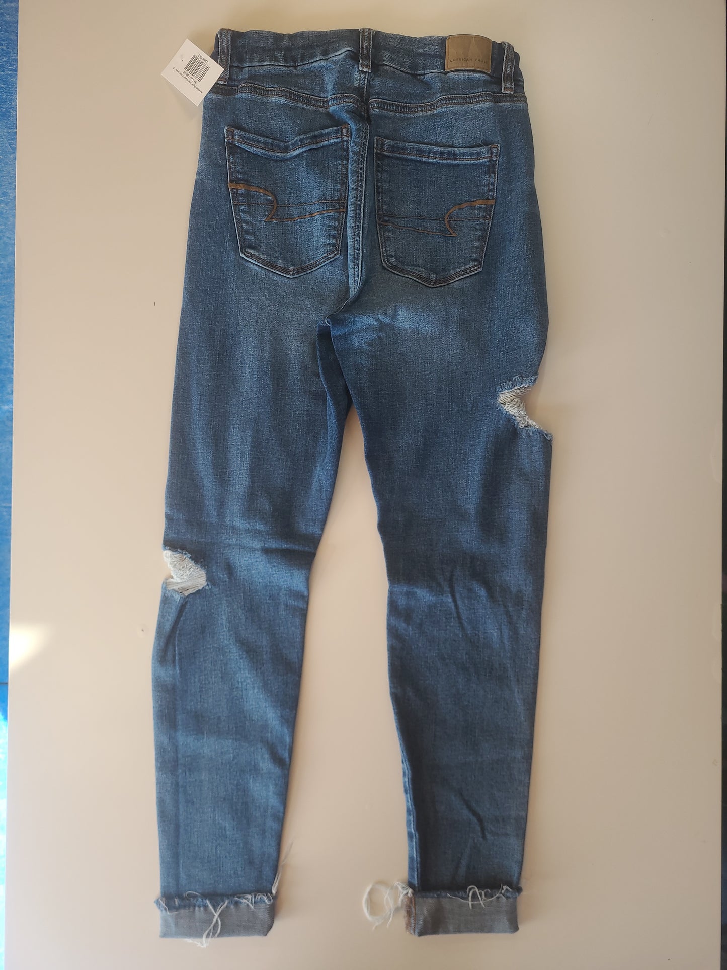American Eagle Curvy Super Hi Rise Jeans Medium Washed - 6
