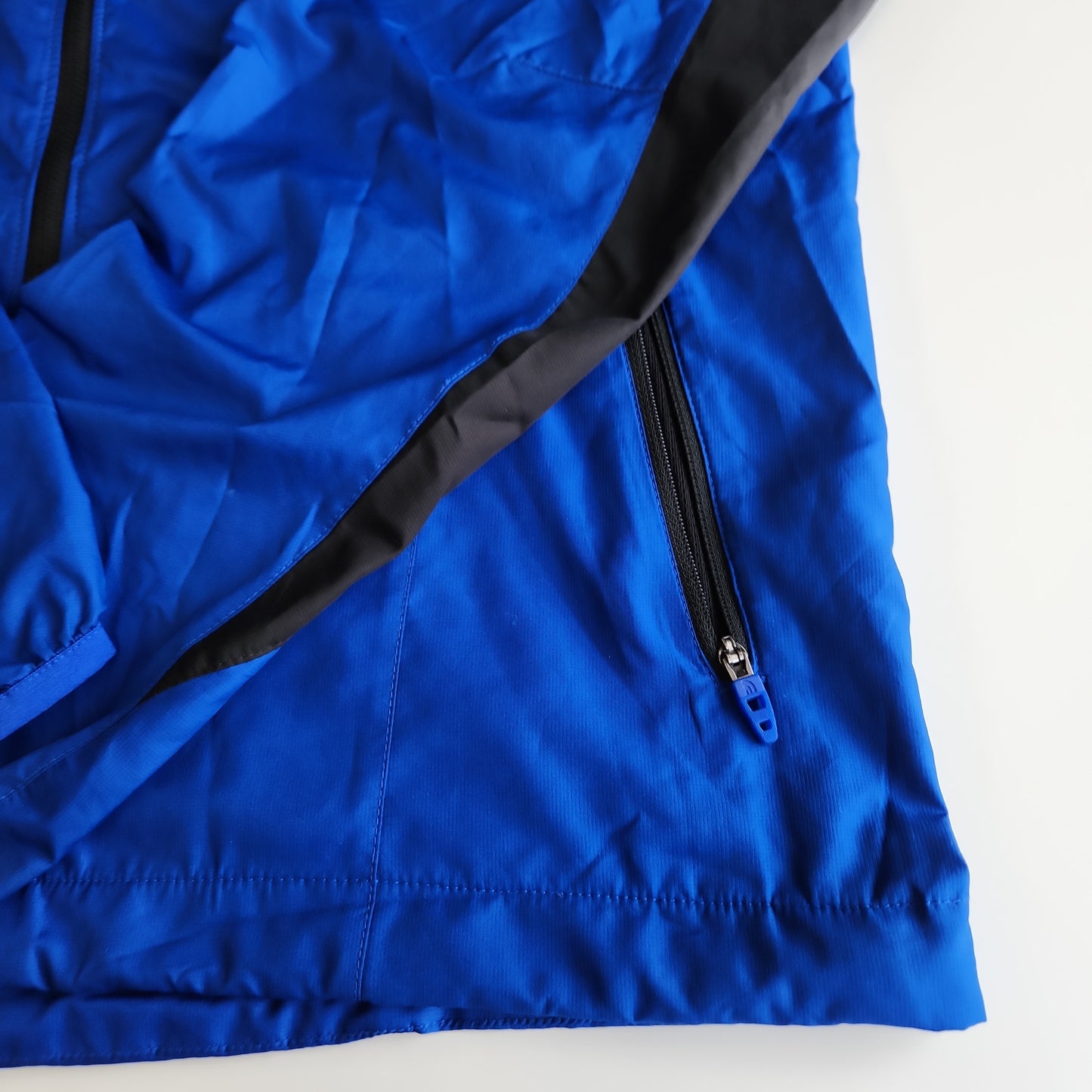 The North Face Zip Up Windbreaker Blue/Black - Medium