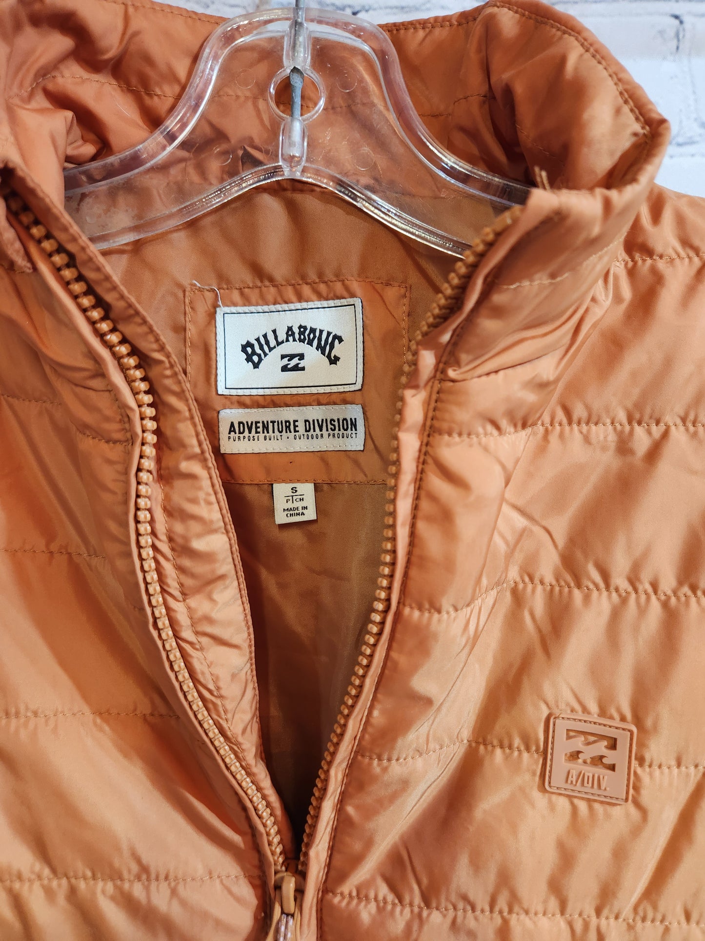 Billabong puffer jacket - small