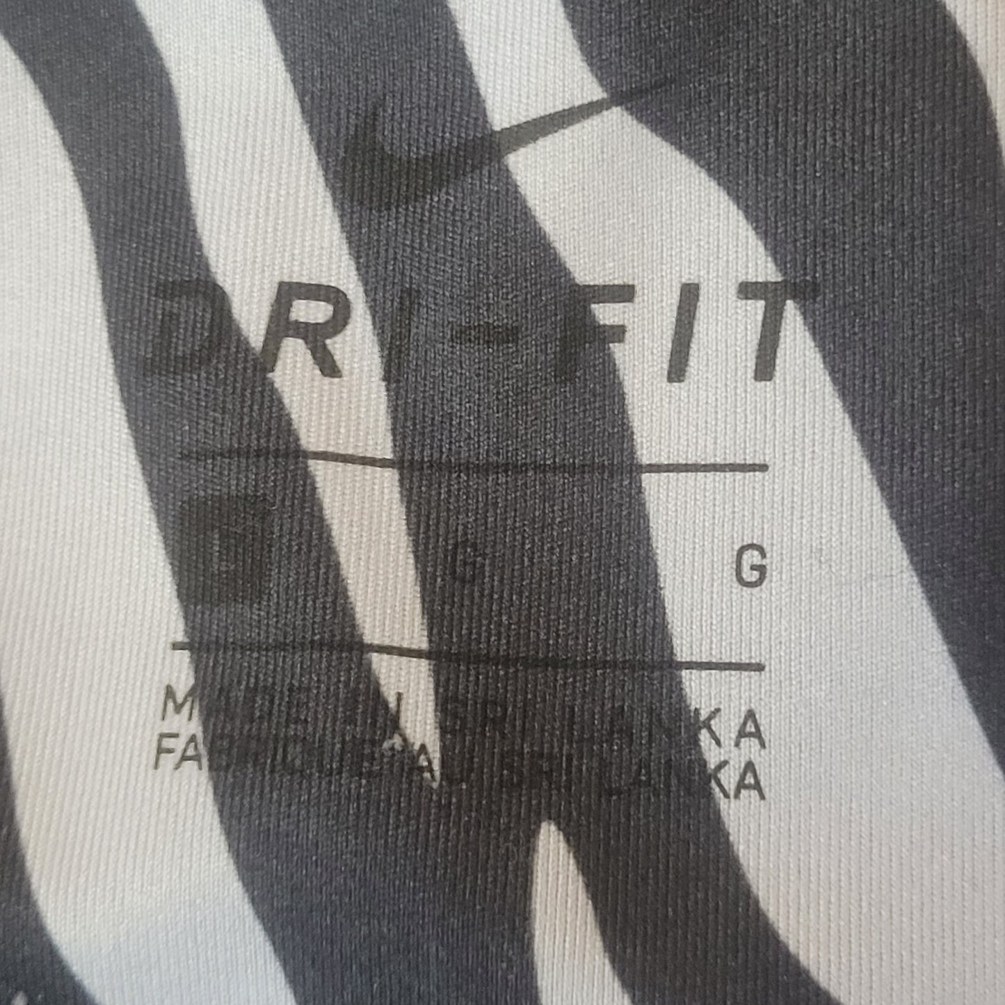 NIKE Dri-Fit Zebra Print Biker Shorts - Large