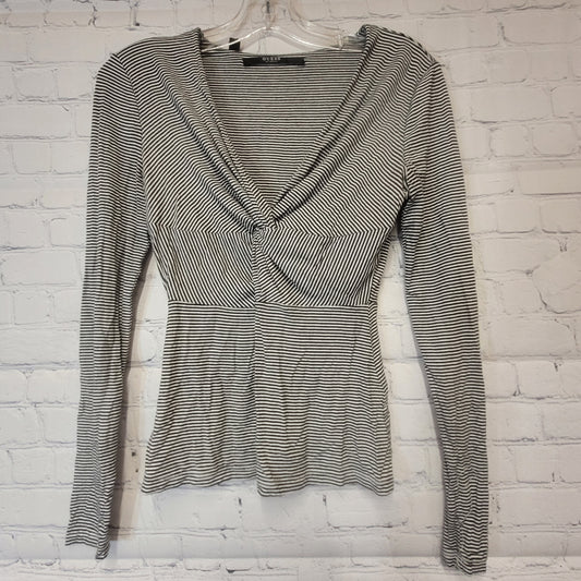 Guess Women's Long Sleeve Top Striped White/Black - Small