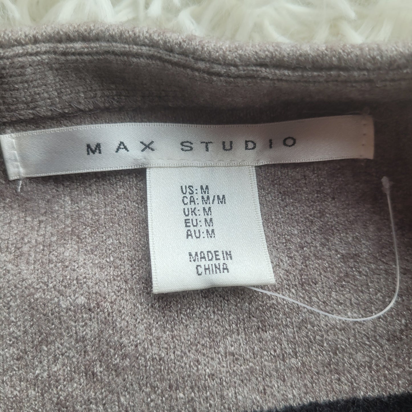 Max Studio Women's Sweater Grey/Black - Medium