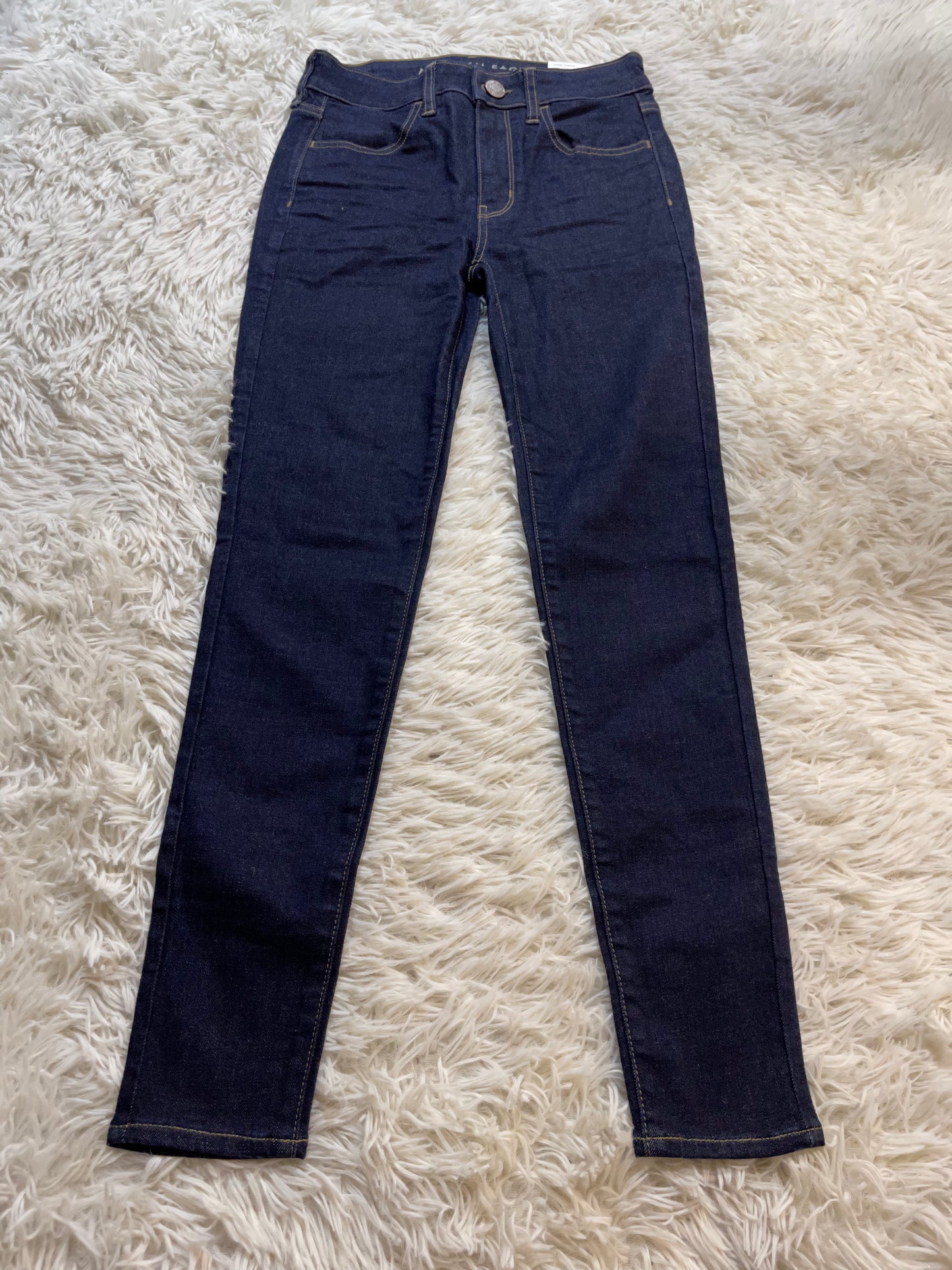 BNWT American Eagle Hi-Rise Jeggings - 2 short