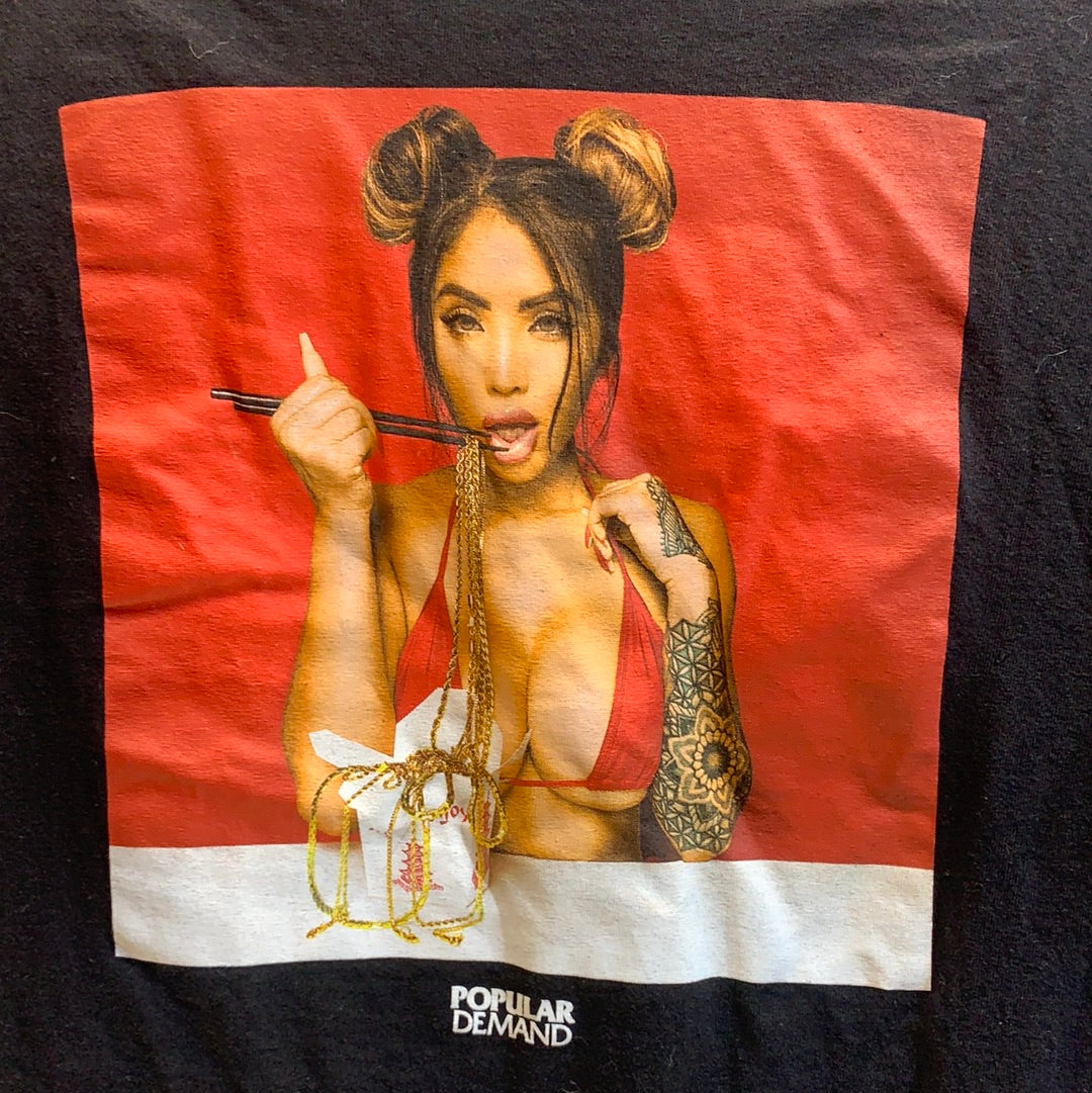Popular Demand Takeout Graphic Women's T-Shirt Black - Size Small