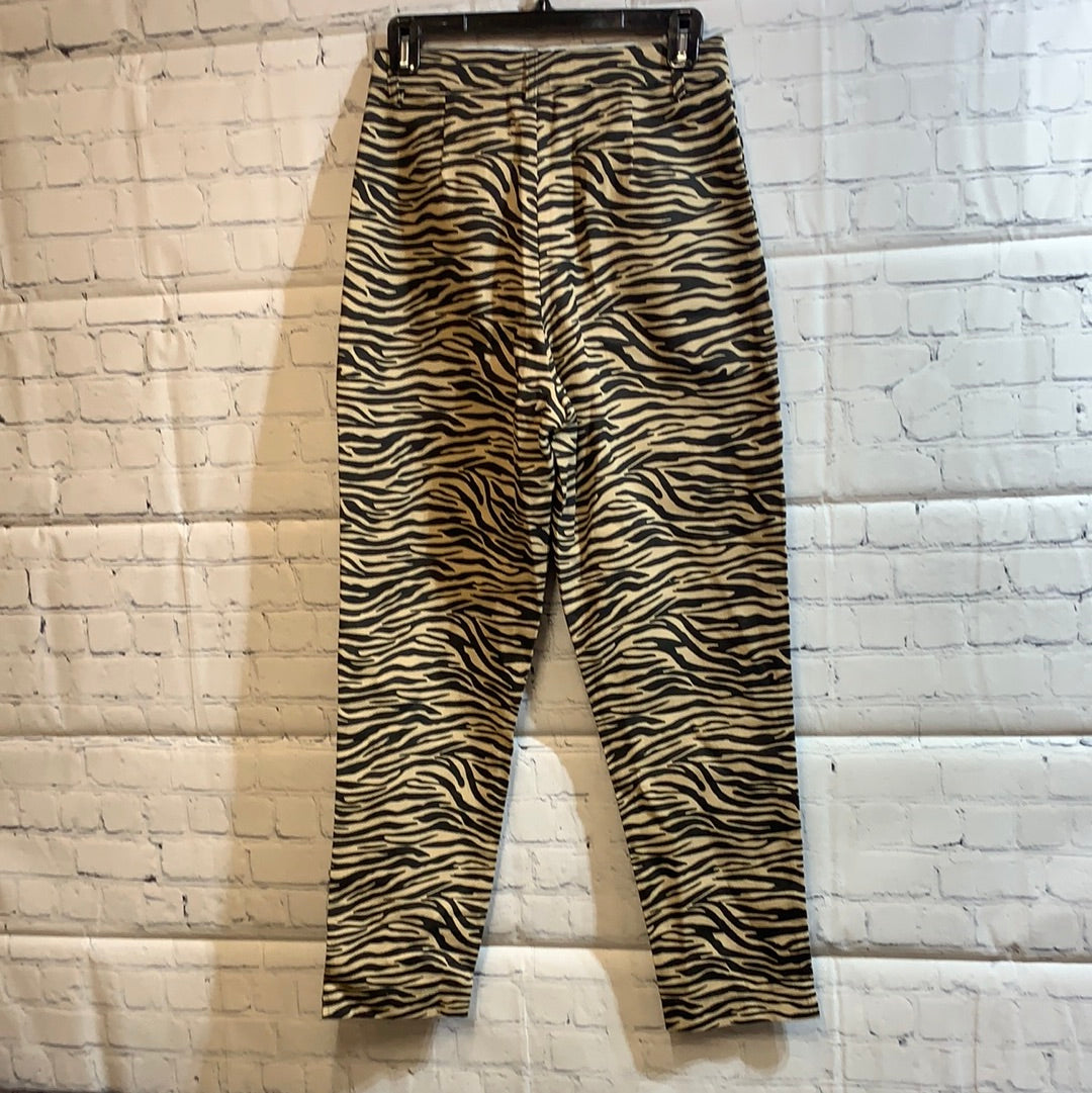 Daisy Street Women's Jeans Animal Print White/Black - Size Small