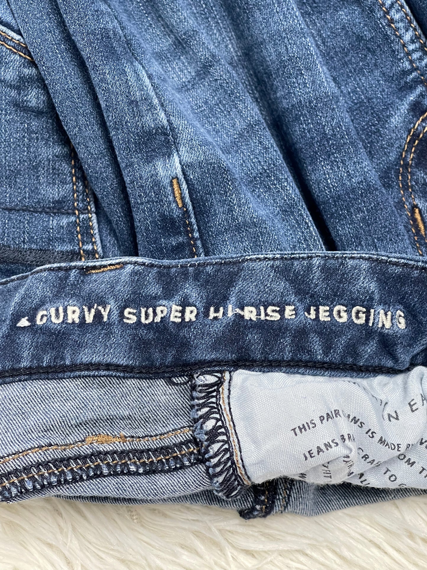 American Eagle Curvy Super Hi-Rise Jeggings Medium Washed - 2