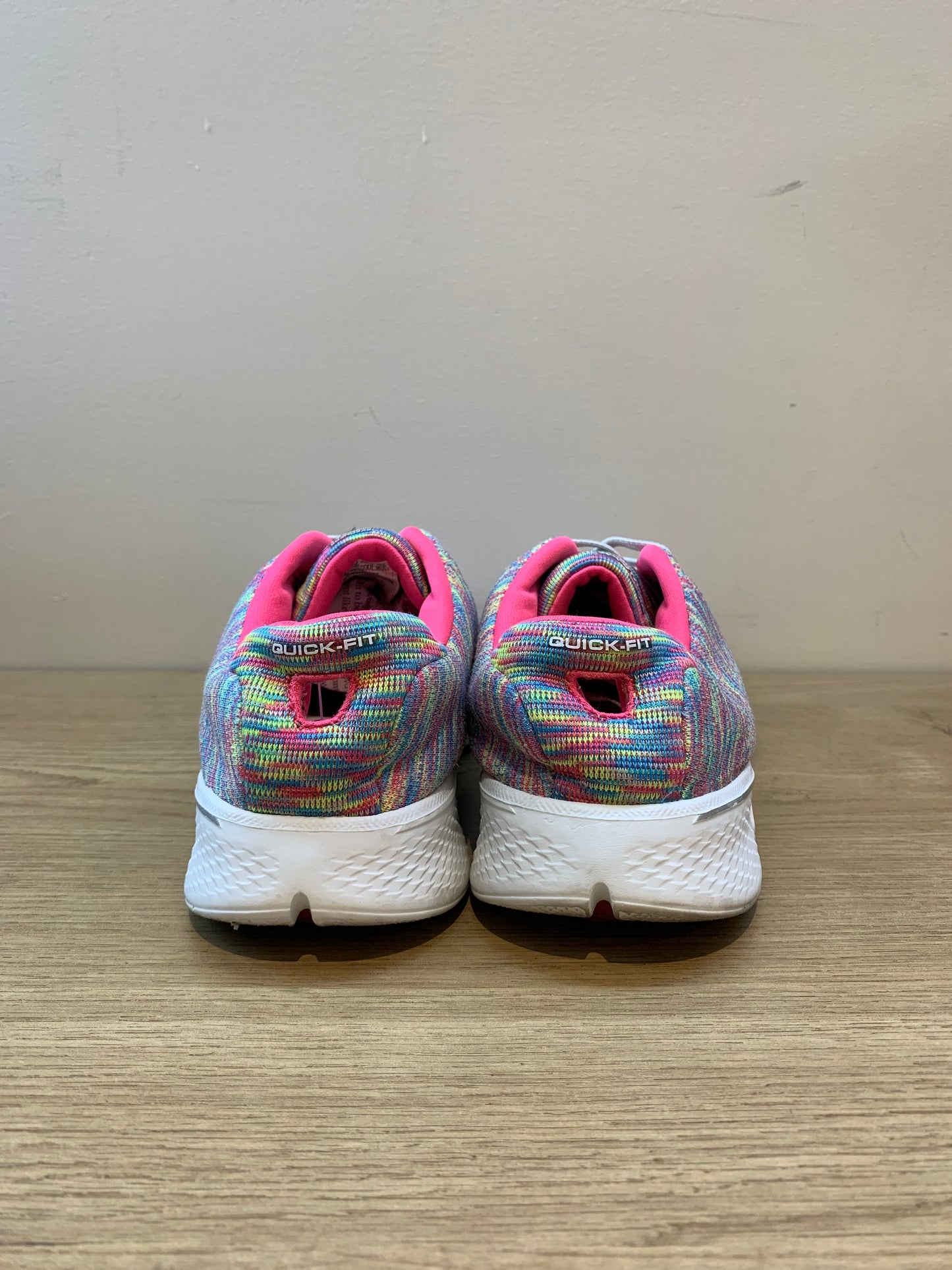 Skechers Performance Go Walk 4 Cherish Sneaker - Women's US Size 8.5