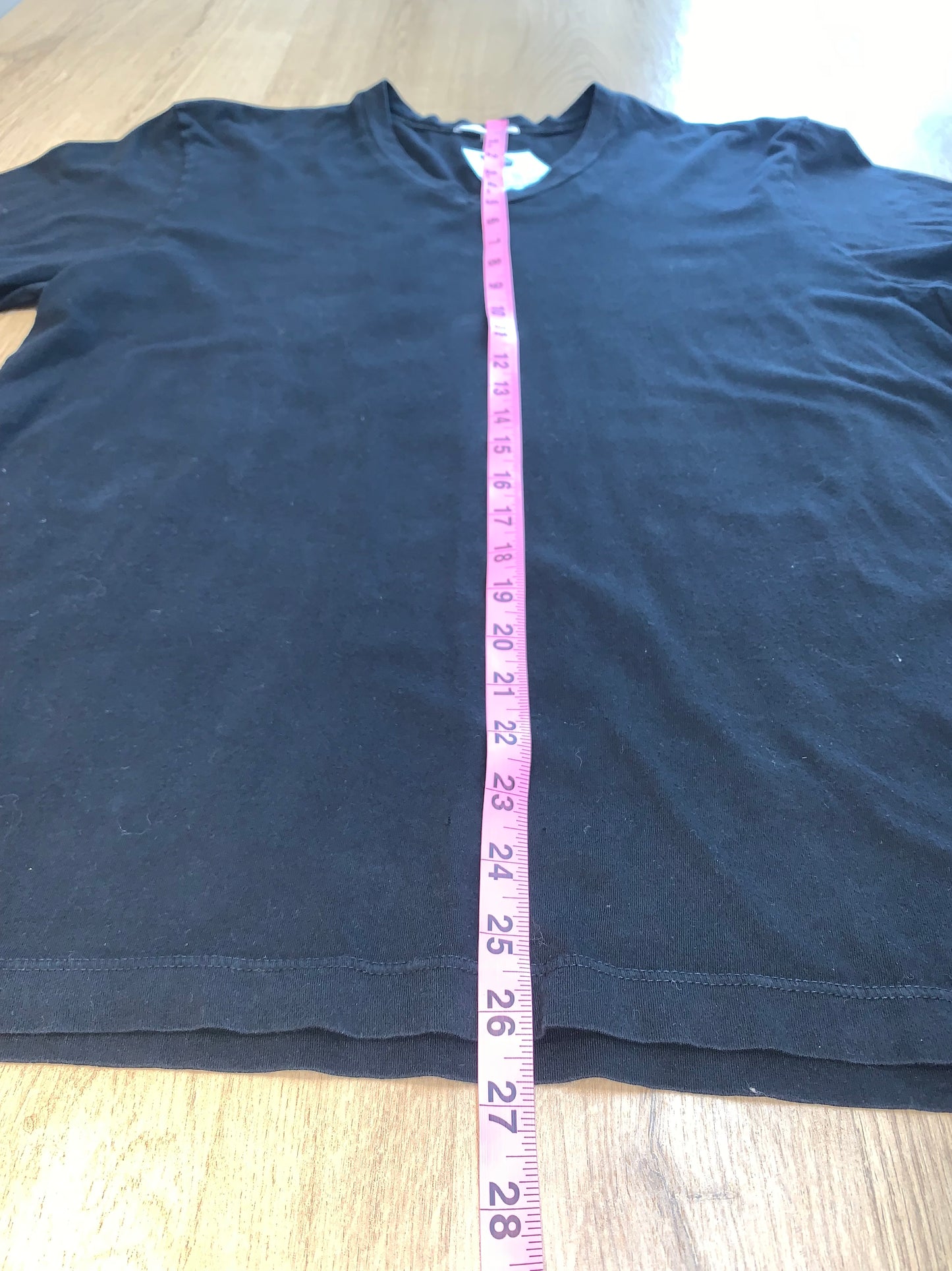 James Perse Standard T-Shirt V-Neck - Men's Size (US) Medium/(UK) 3