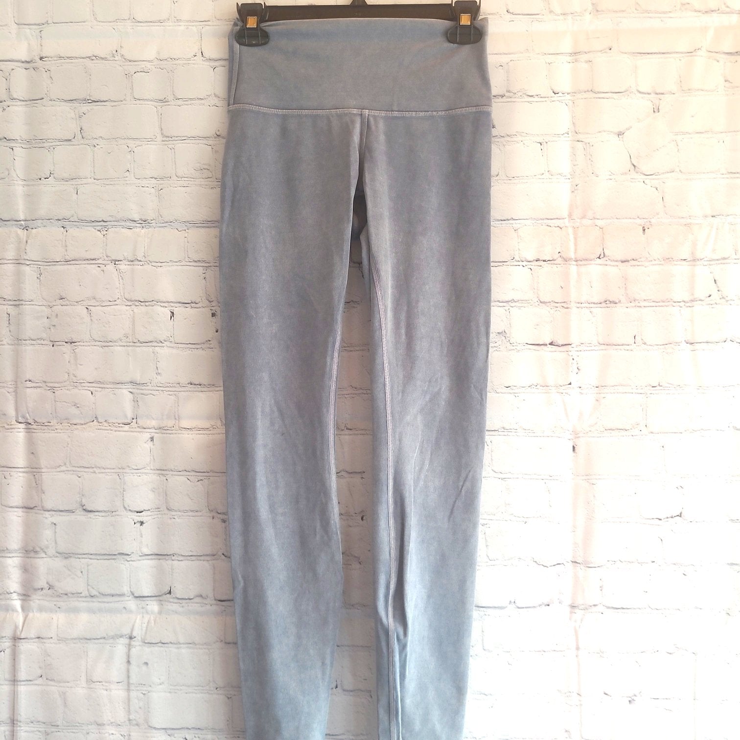 Lululemon Chambray Wunder Under 25” Leggings Blue Size 4 - $60 (38% Off  Retail) - From Taylor