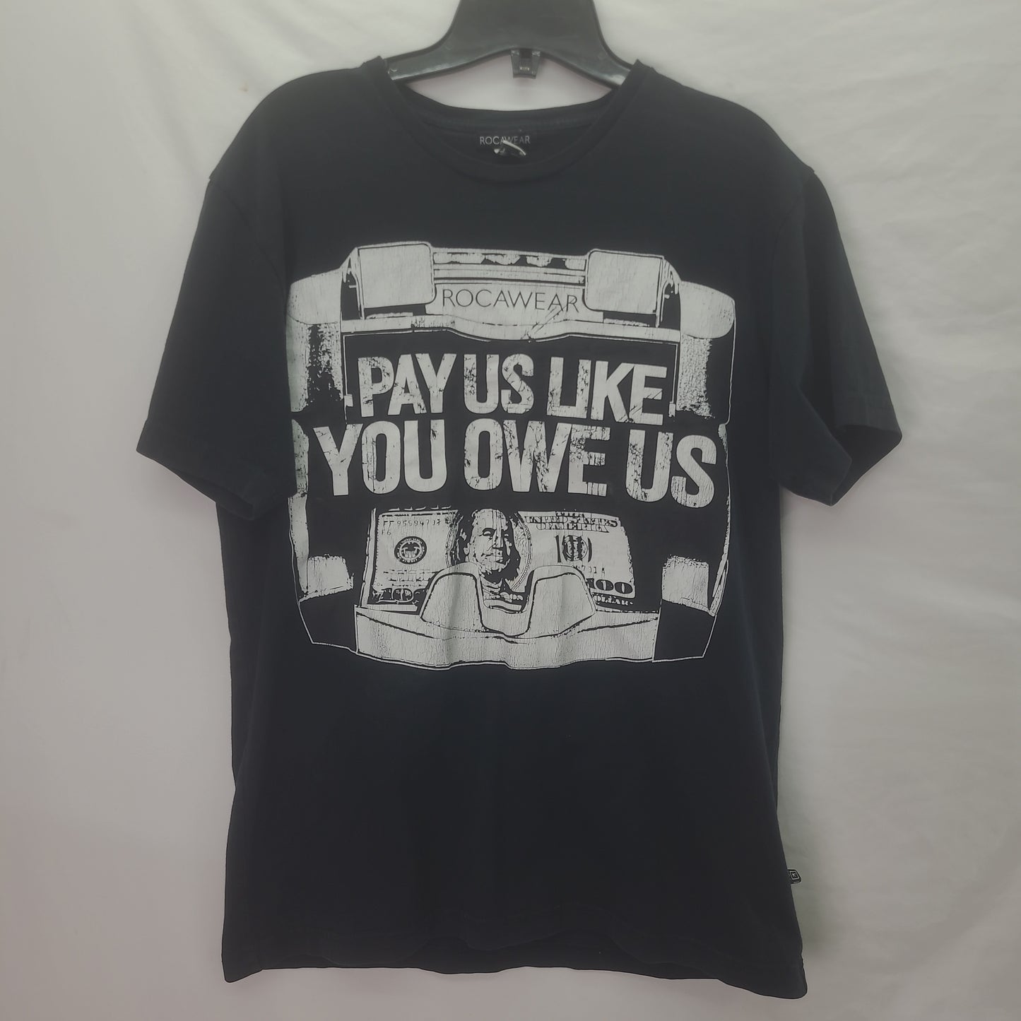 Rocawear "Pay us like you owe us" T-Shirt Black - M