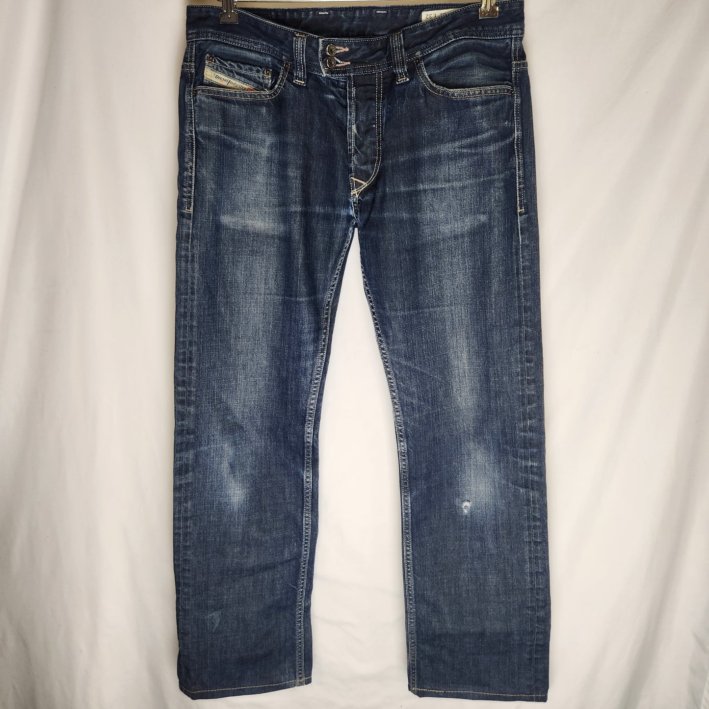 Diesel Viker R Box Wash 0088z Distressed Straight Jeans Dark Blue - 31 x 32