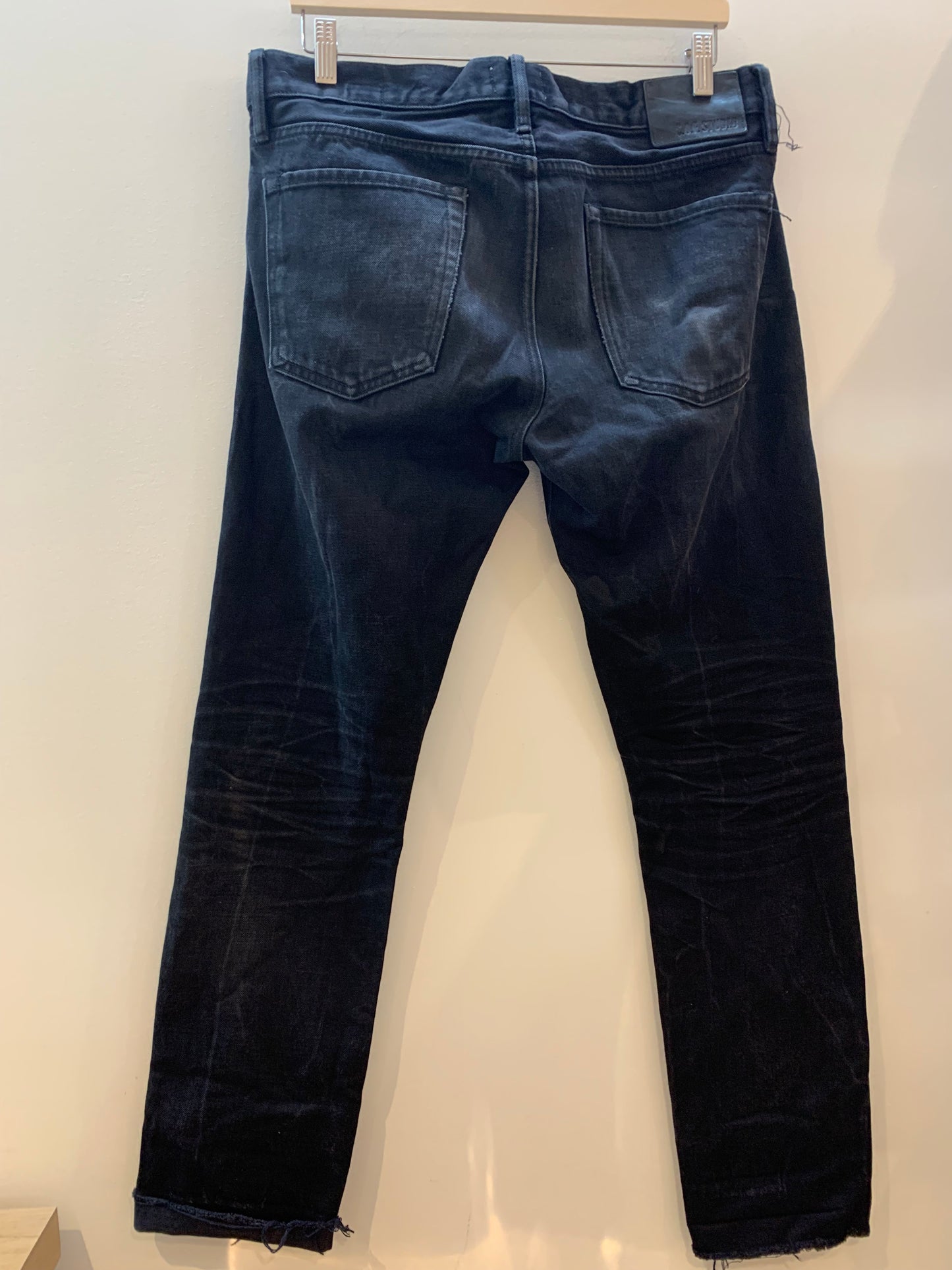 C.O.F. Studio Circle of Friends Regular Tapered Jeans - Men's Size 32 x 30