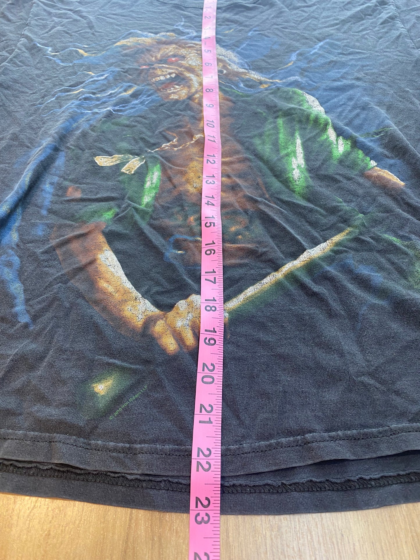 Iron Maiden 2010 The Final Frontier Tour Shirt RARE Graphic Vintage - Large