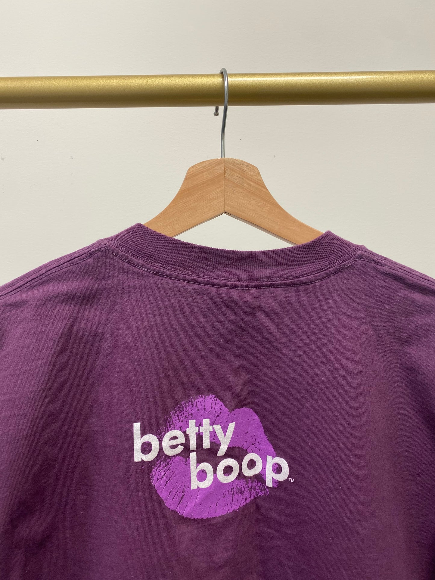Gildan Activewear Betty Boop 1997 Vintage T-Shirt Purple - Size Medium