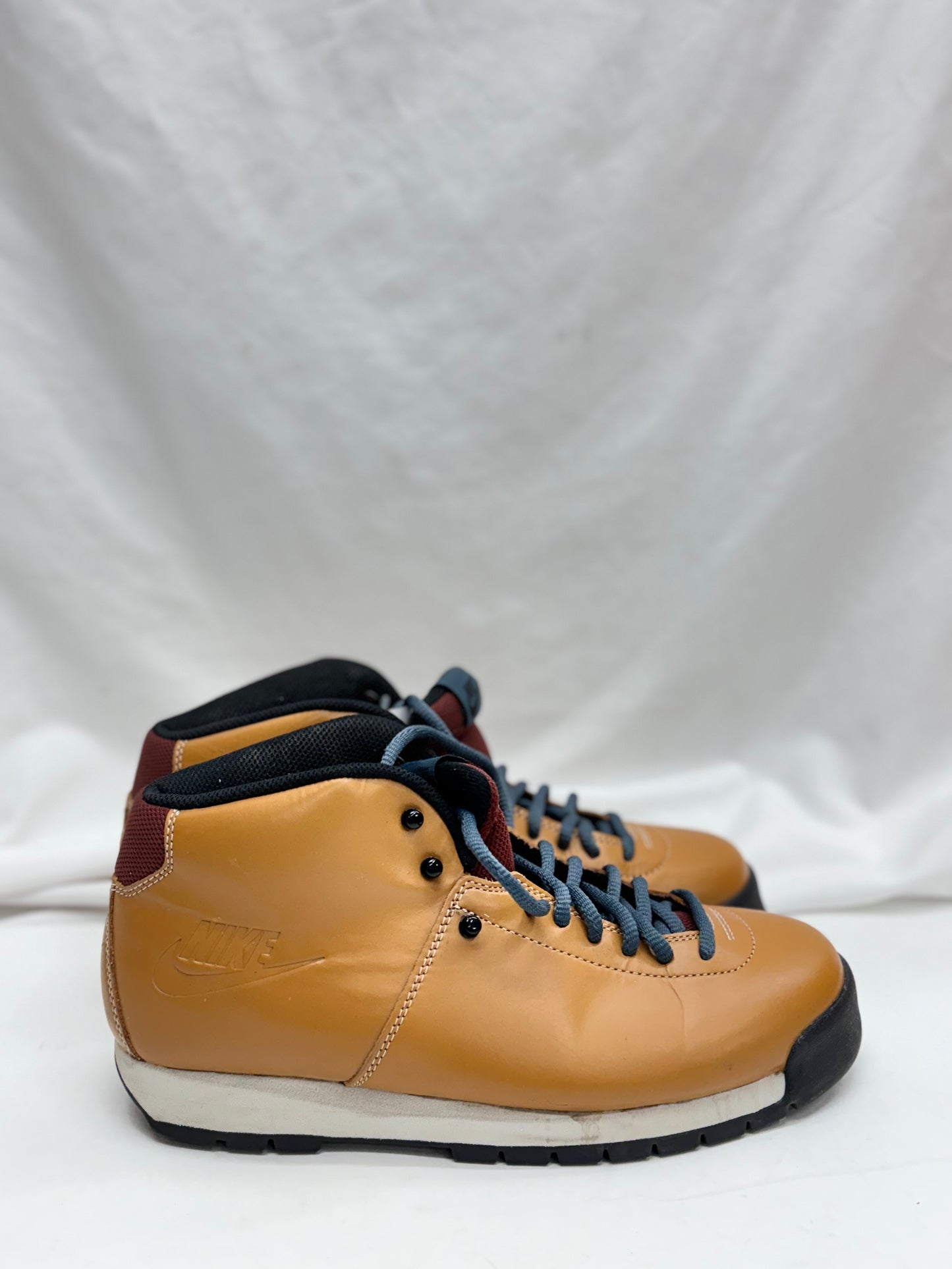 Vintage Nike Air Magma ACG (Rare) Men's Hiking Shoes Brown - Size US 9.5