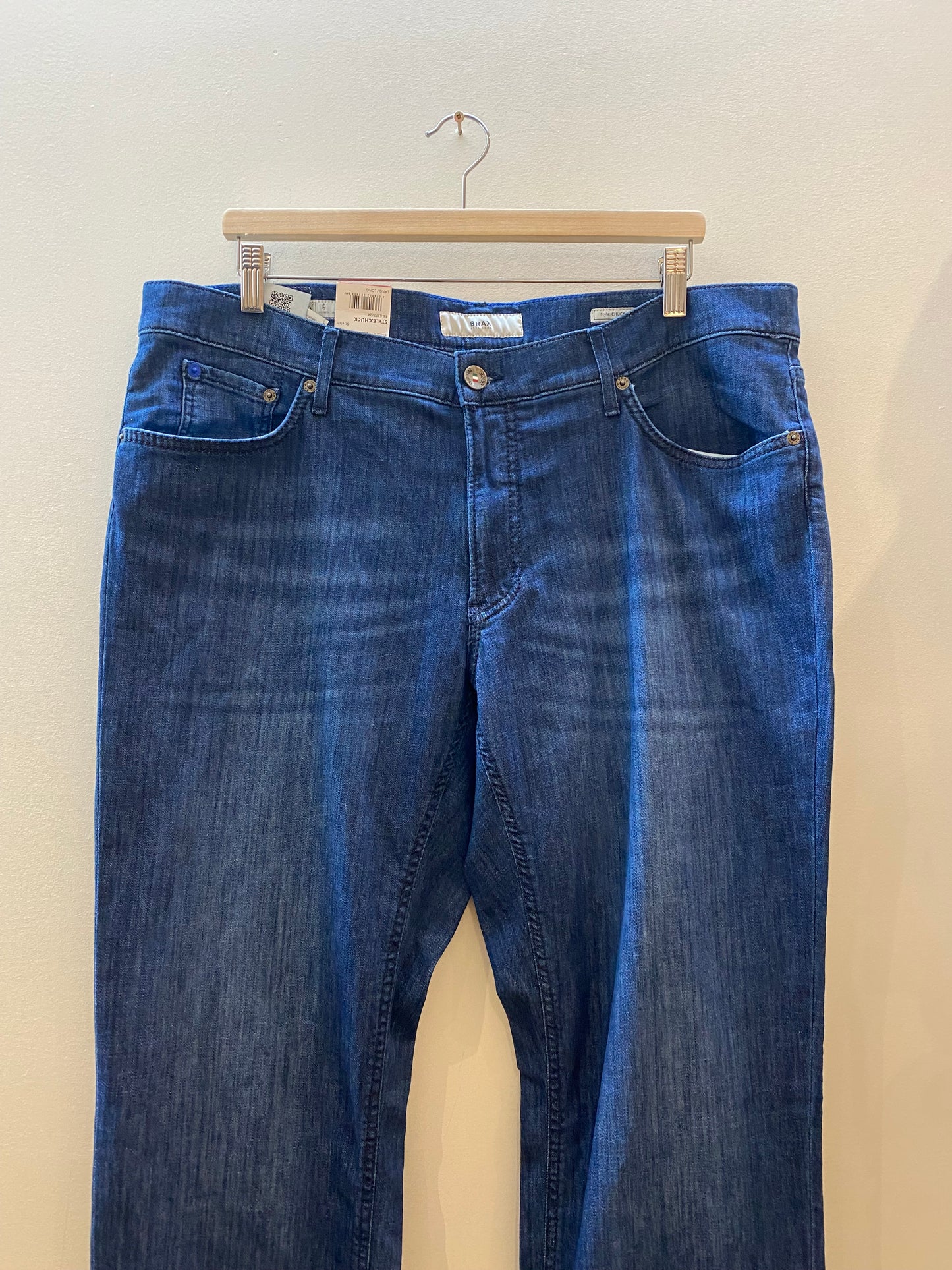 Brax Feel Good Chuck Modern High-Flex Light Fit Jeans - Size 40 × 36