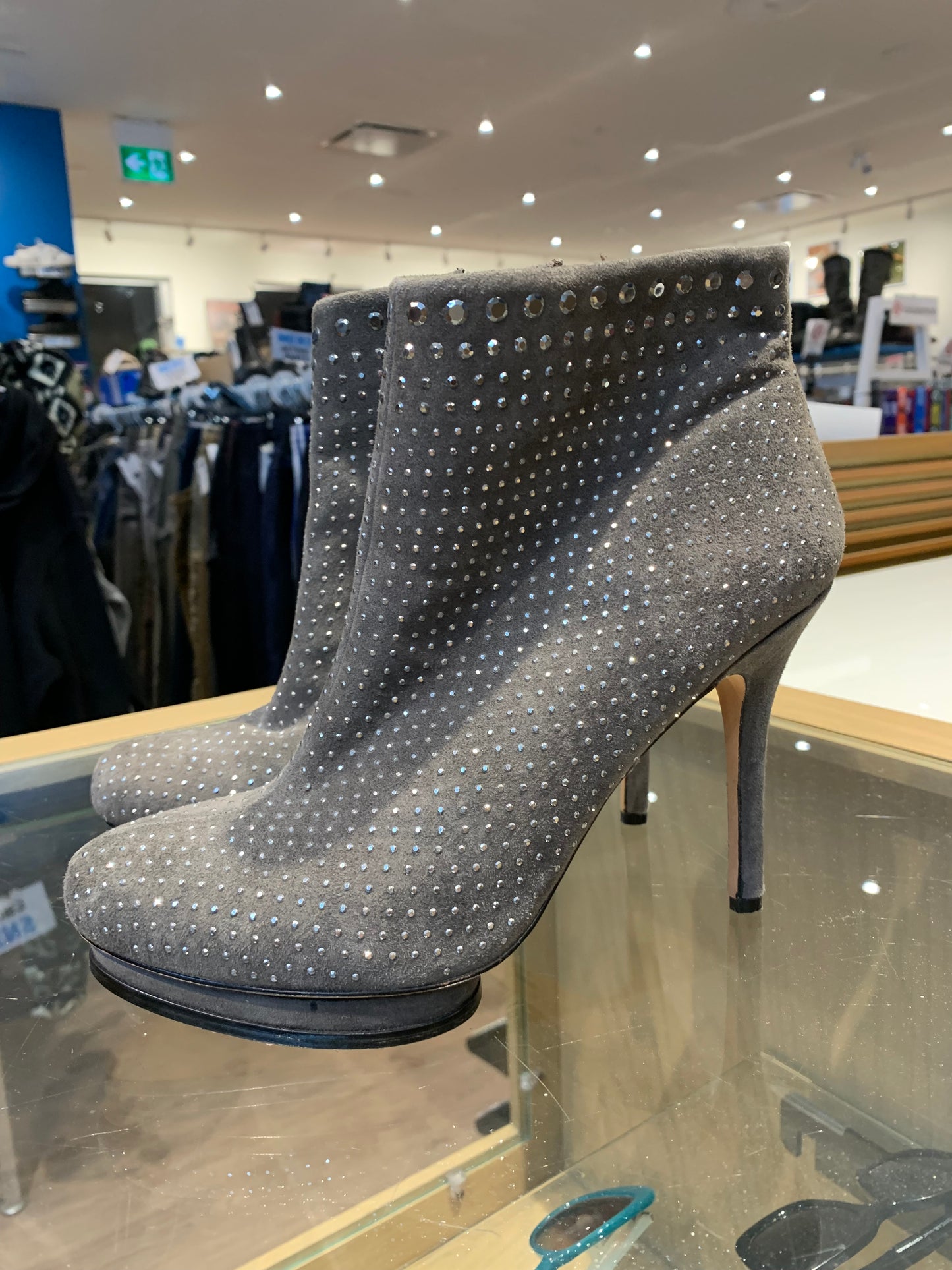 BCBG MaxAzria Grigio Studded Kid Suede Leather High Heel Bootie Grey - Size 9