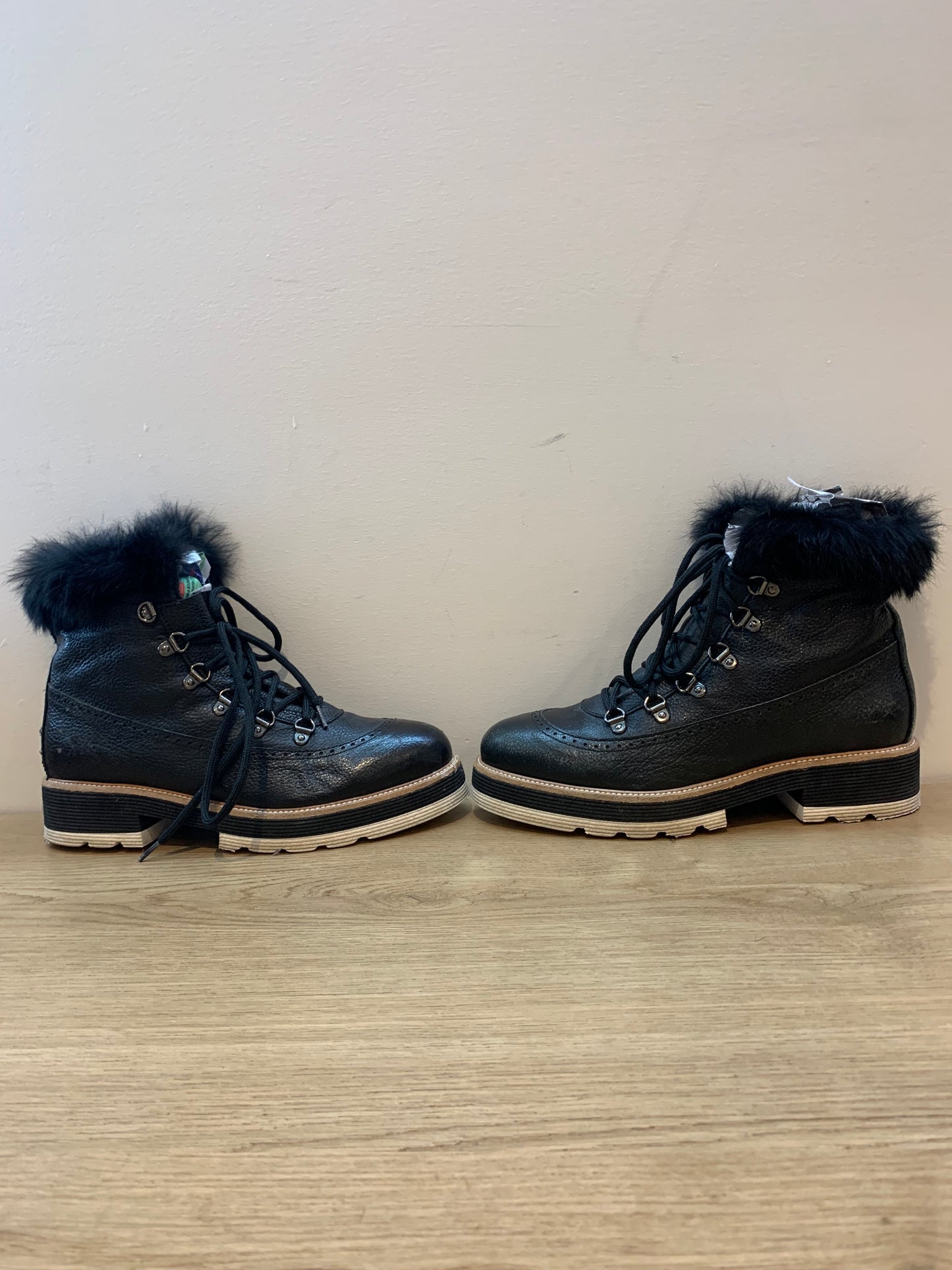 Napoleoni Leather Lace Ankle Boots w/ Rabbit Fur Trim Black - Size 7 (Italy)