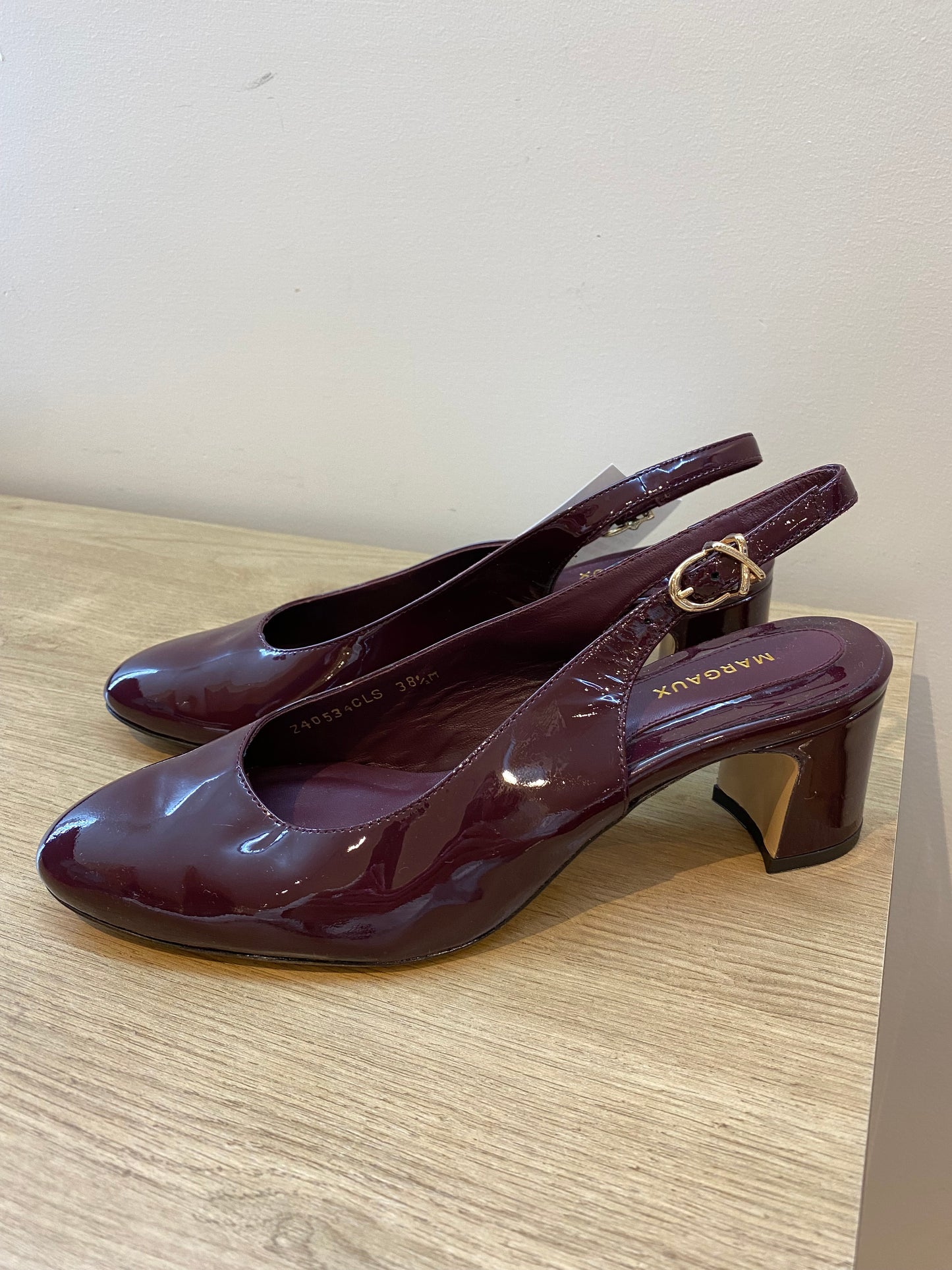 Margaux Cluny Slingback Sandals Burgundy - Size 7.5