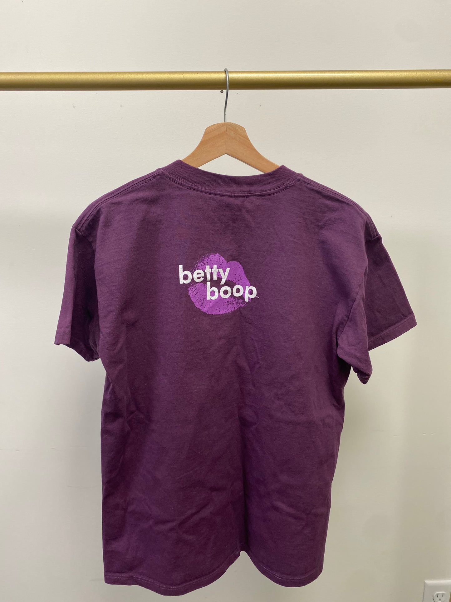 Gildan Activewear Betty Boop 1997 Vintage T-Shirt Purple - Size Medium