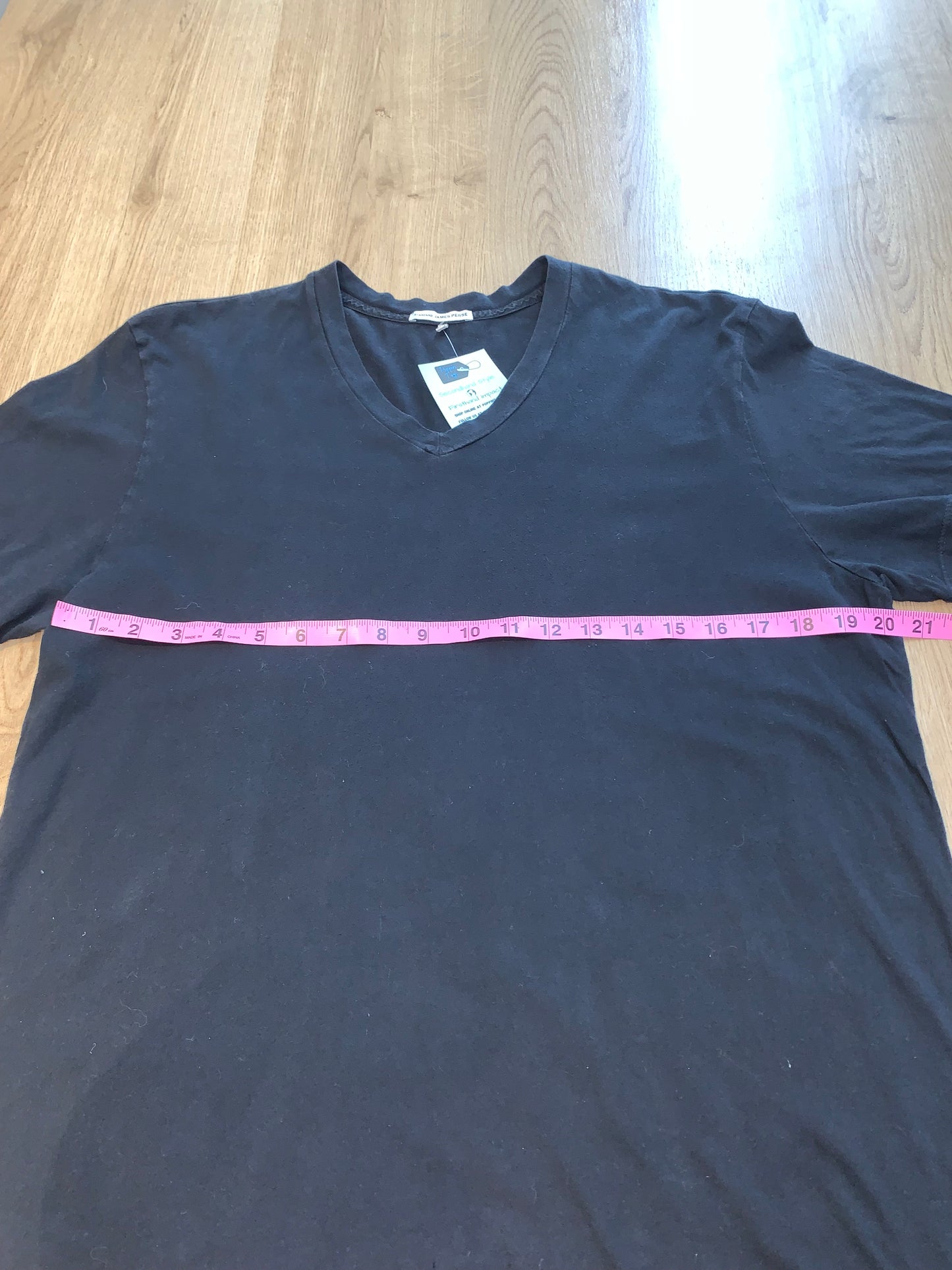 James Perse Standard T-Shirt V-Neck - Men's Size (US) Medium/(UK) 3