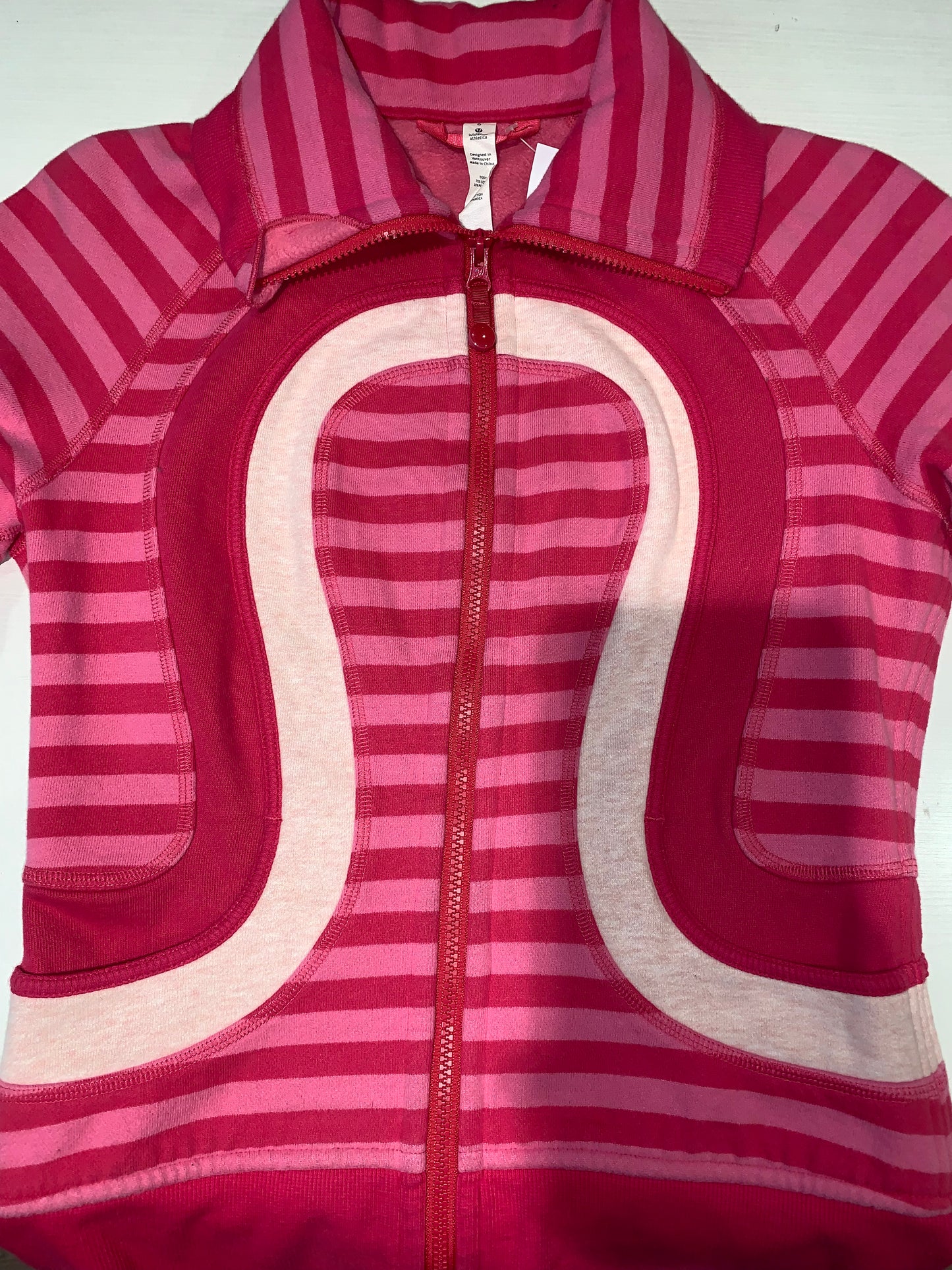Lululemon Vintage Scuba Jacket Stripes Pink - Size 6