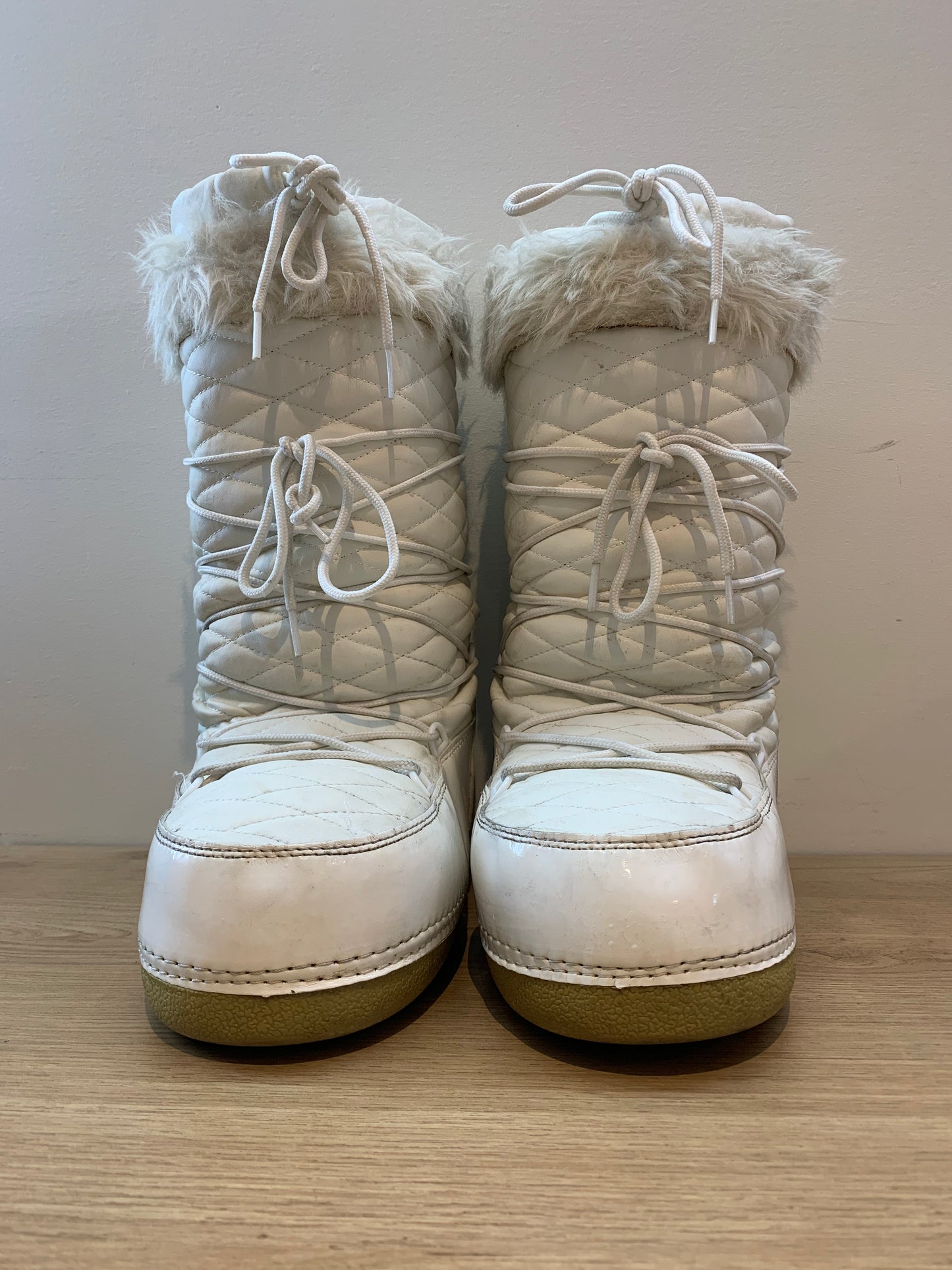 Moon Boot Icon Faux Fur Boots White - Size 38/40