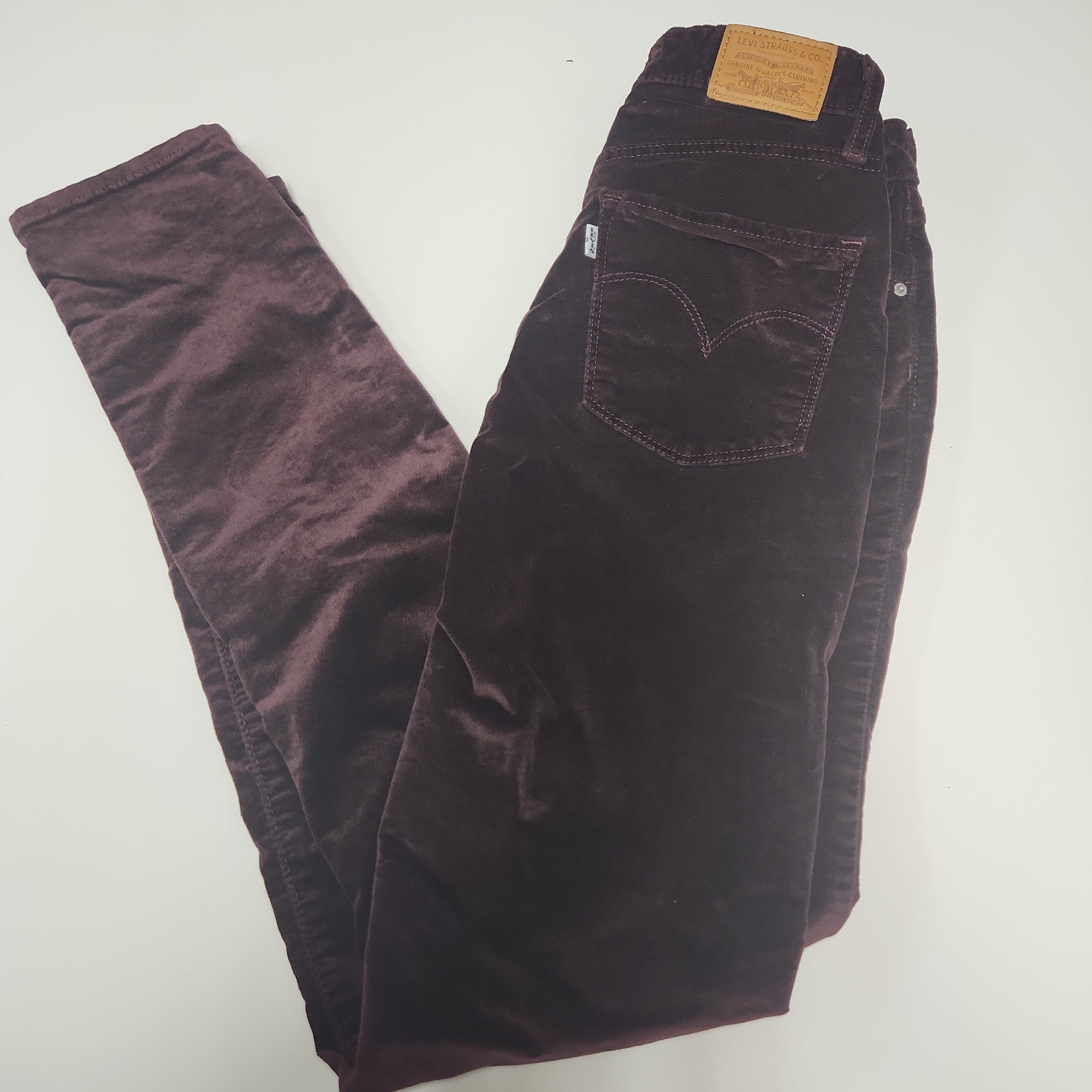 Levis velvet jeans online