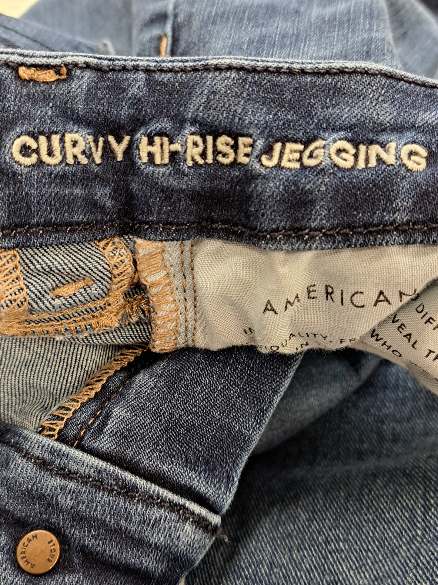 American Eagle Curvy Hi-Rise Jegging Medium Washed - 2
