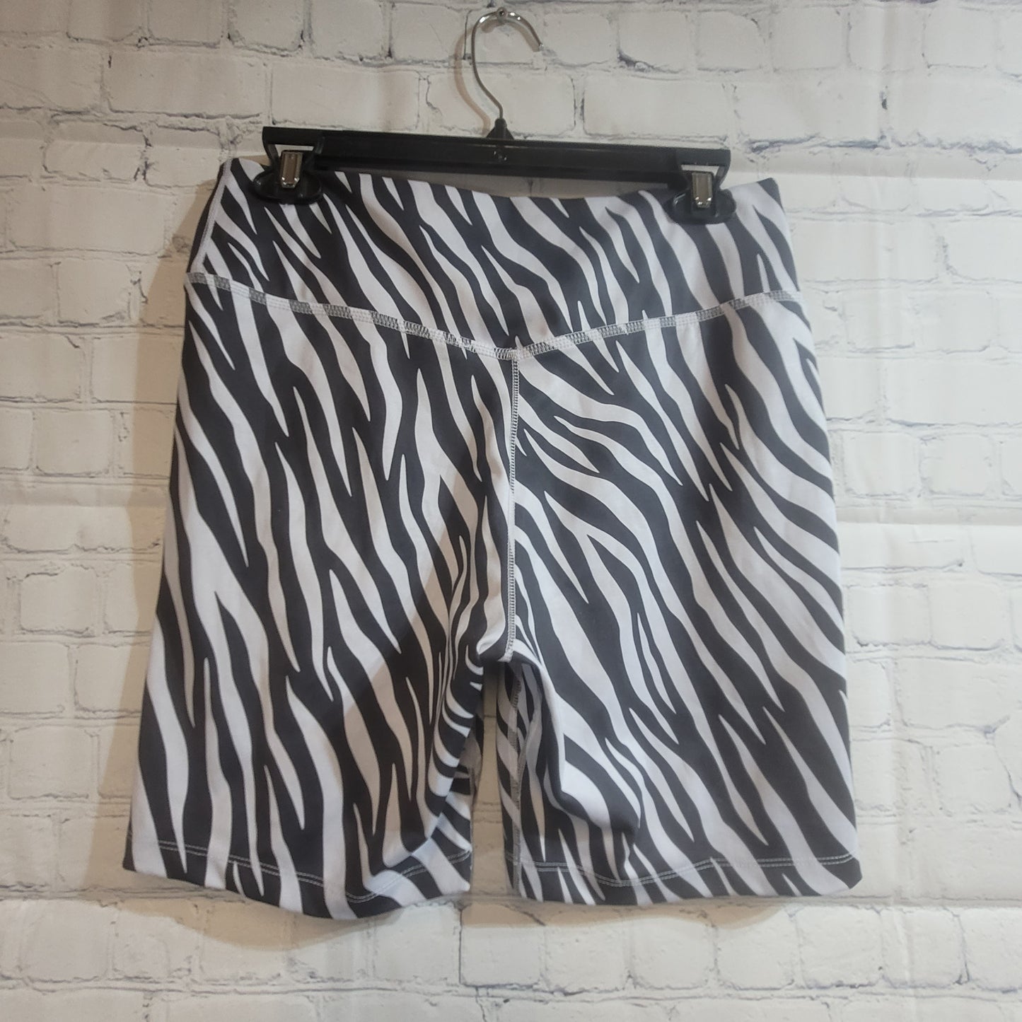 NIKE  Dri-Fit Zebra Print Biker Shorts - Large