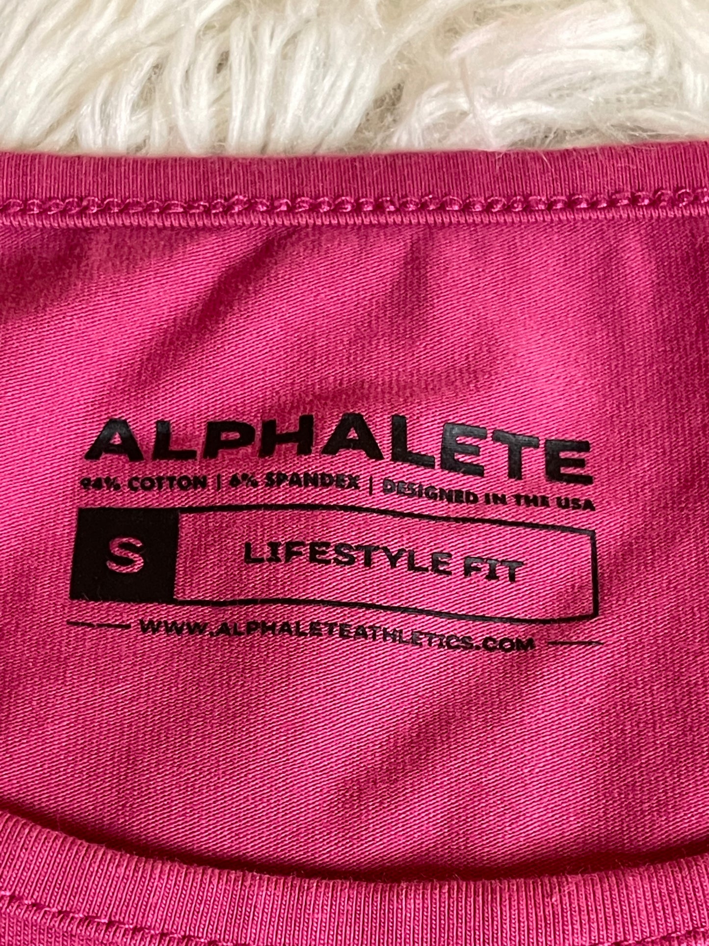 Alphalete Men's Long Sleeve Top Pink - Size Small